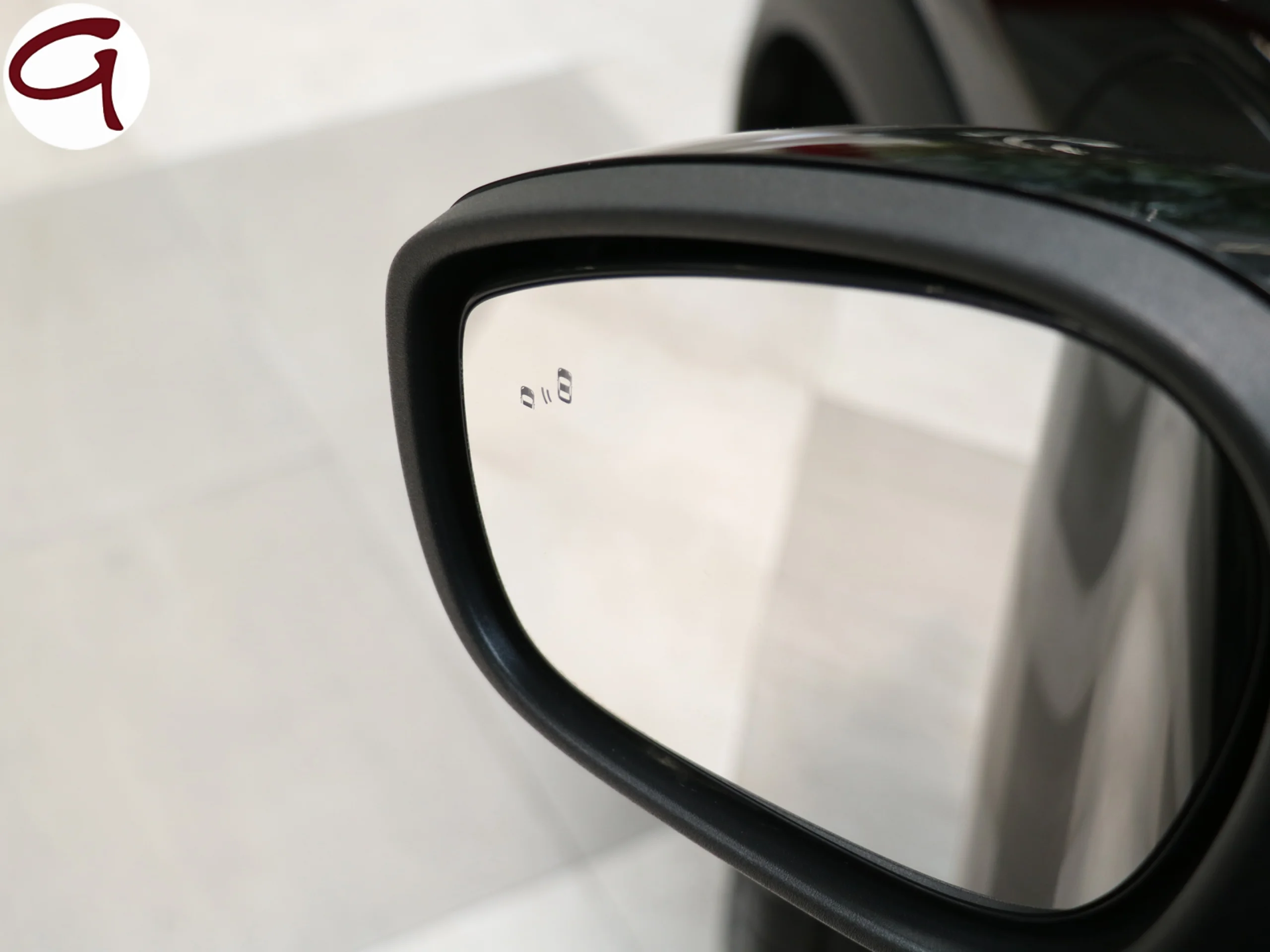 Ford Mustang Mach-E Batería 98.8Kwh 216 kW (294 CV) - Foto 43