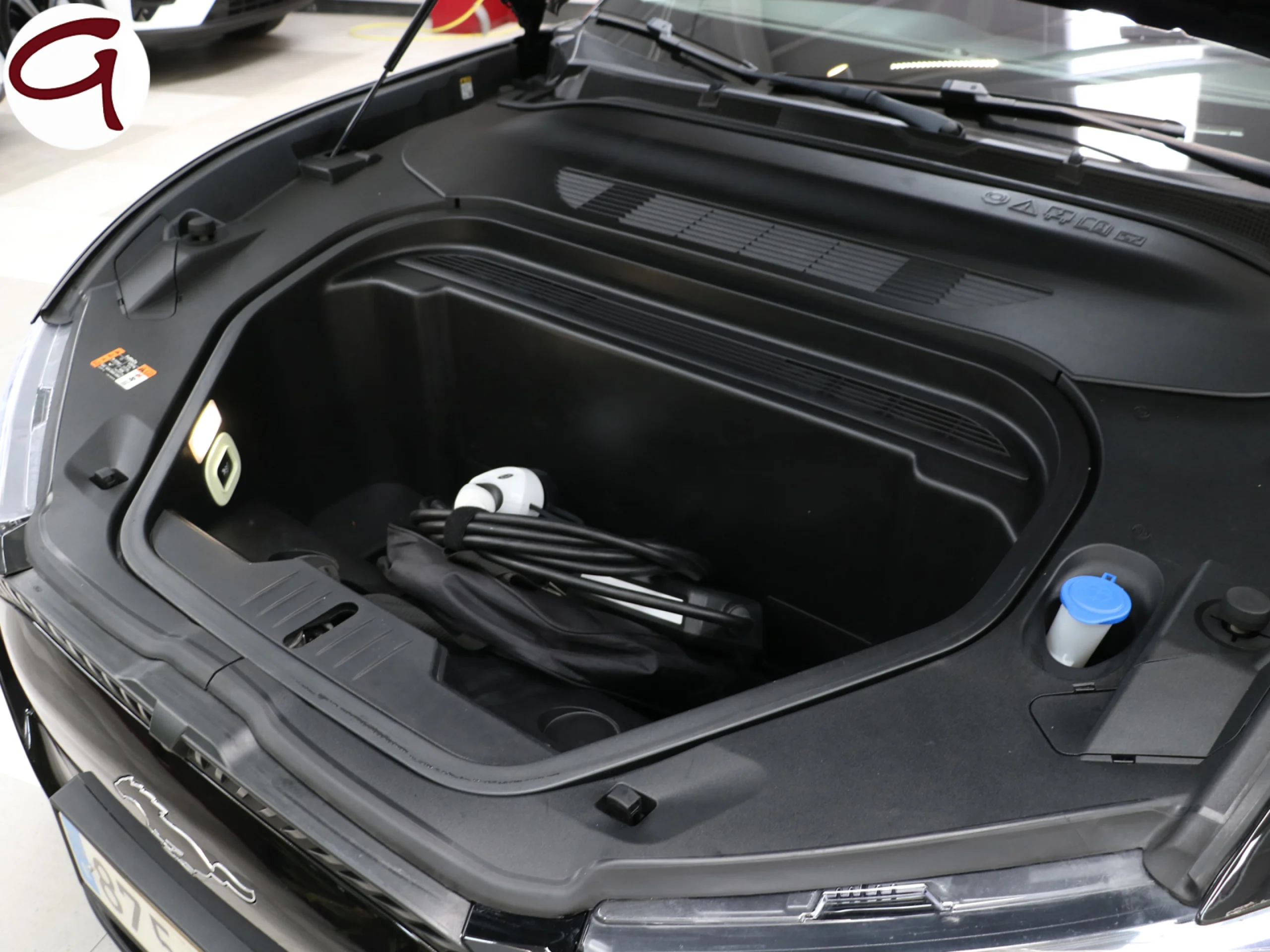 Ford Mustang Mach-E Batería 98.8Kwh 216 kW (294 CV) - Foto 44