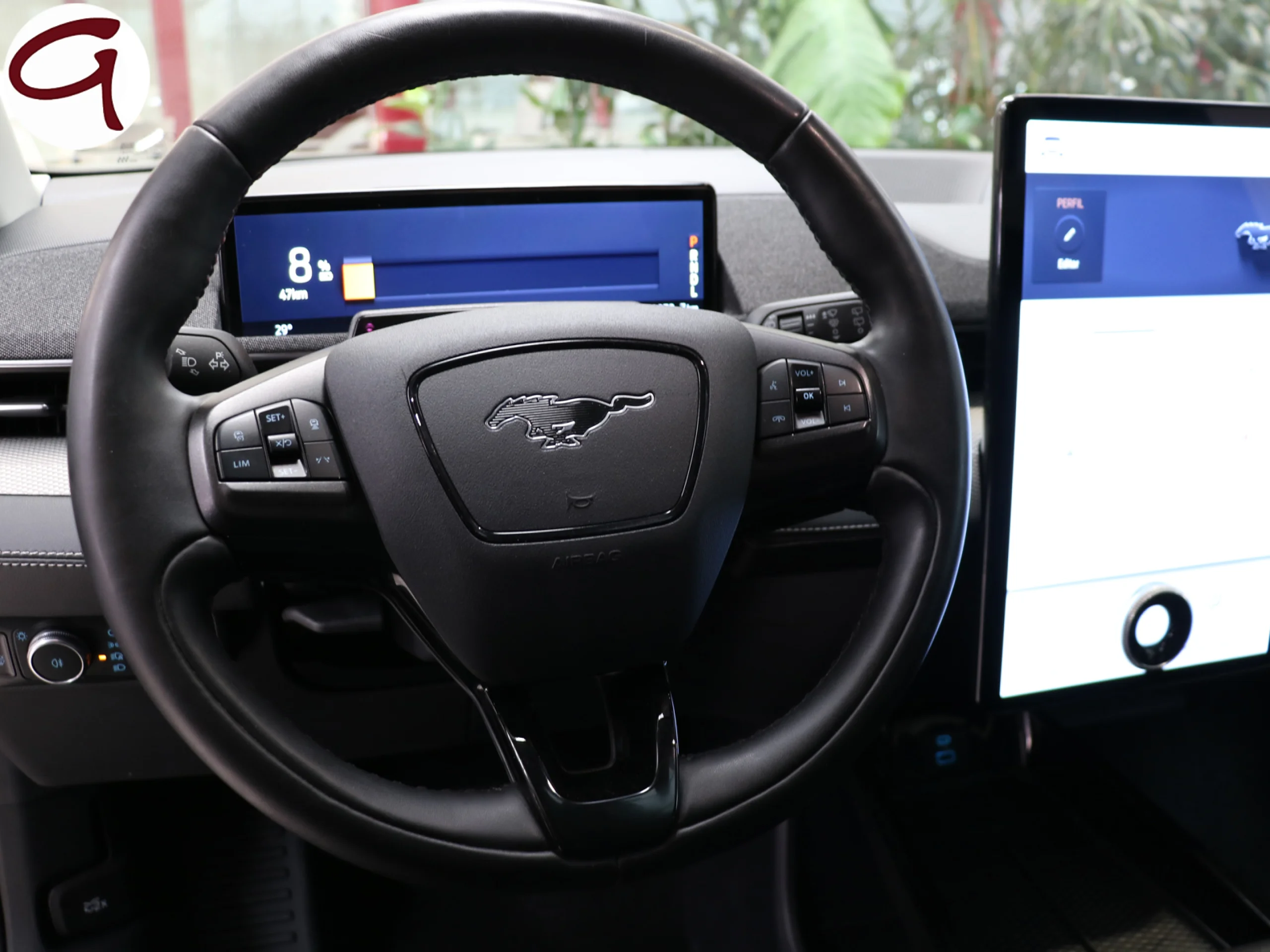 Ford Mustang Mach-E Batería 98.8Kwh 216 kW (294 CV) - Foto 33