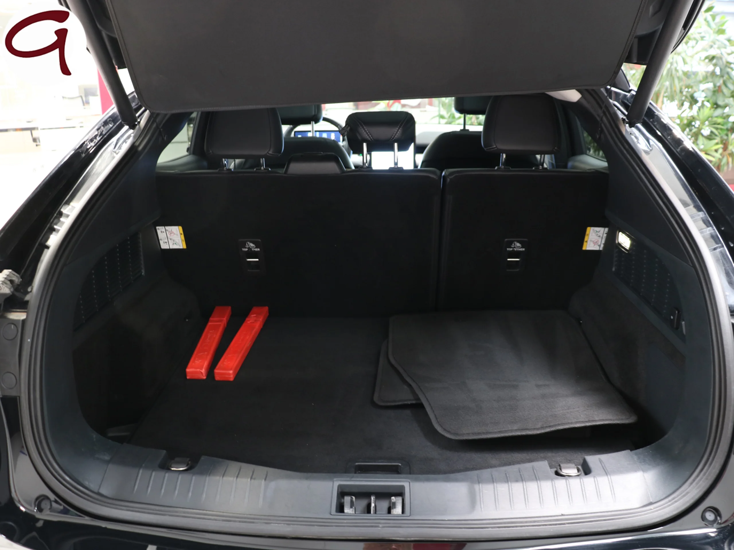 Ford Mustang Mach-E Batería 98.8Kwh 216 kW (294 CV) - Foto 49