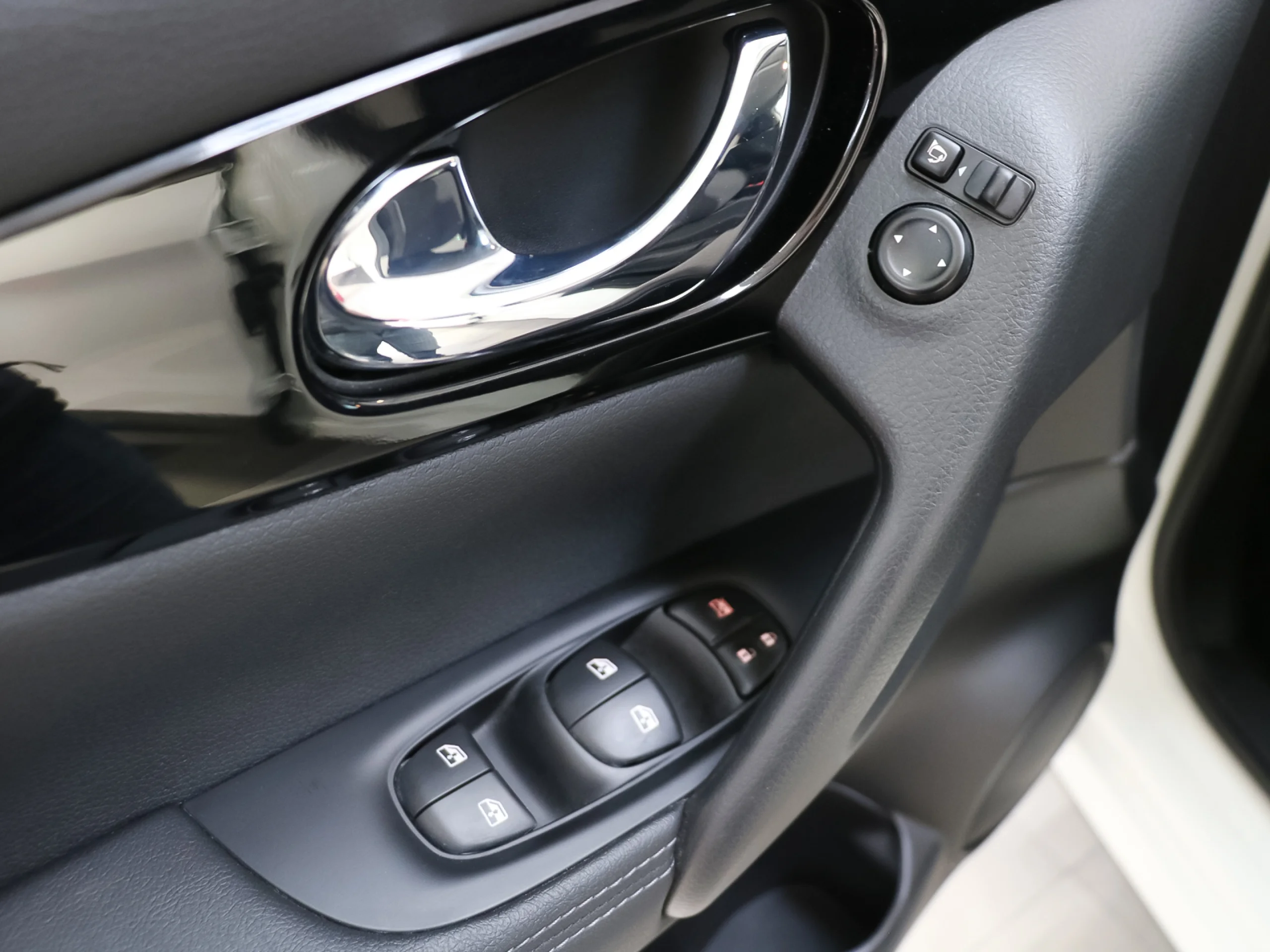 Nissan Qashqai dCi 115 Acenta 85 kW (115 CV) - Foto 27