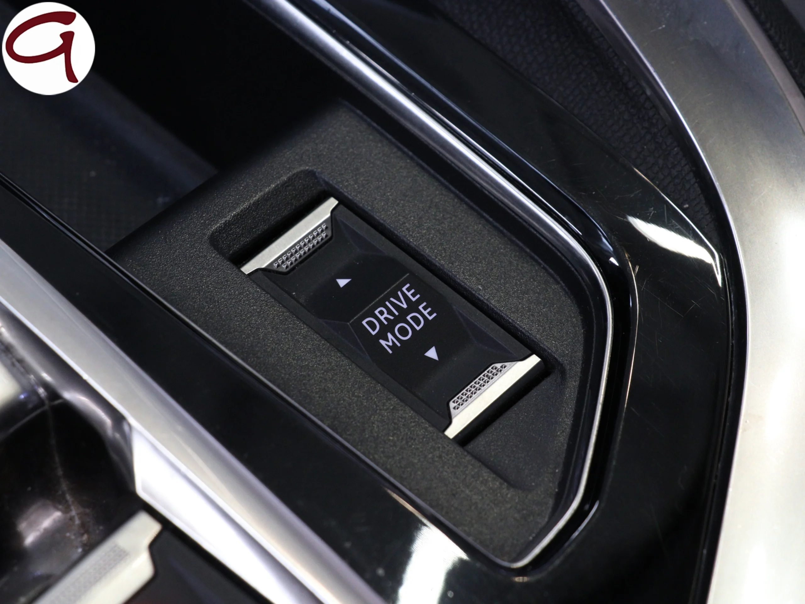 Peugeot 3008 Hybrid 300 Allure Pack e-EAT8 221 kW (300 CV) - Foto 19