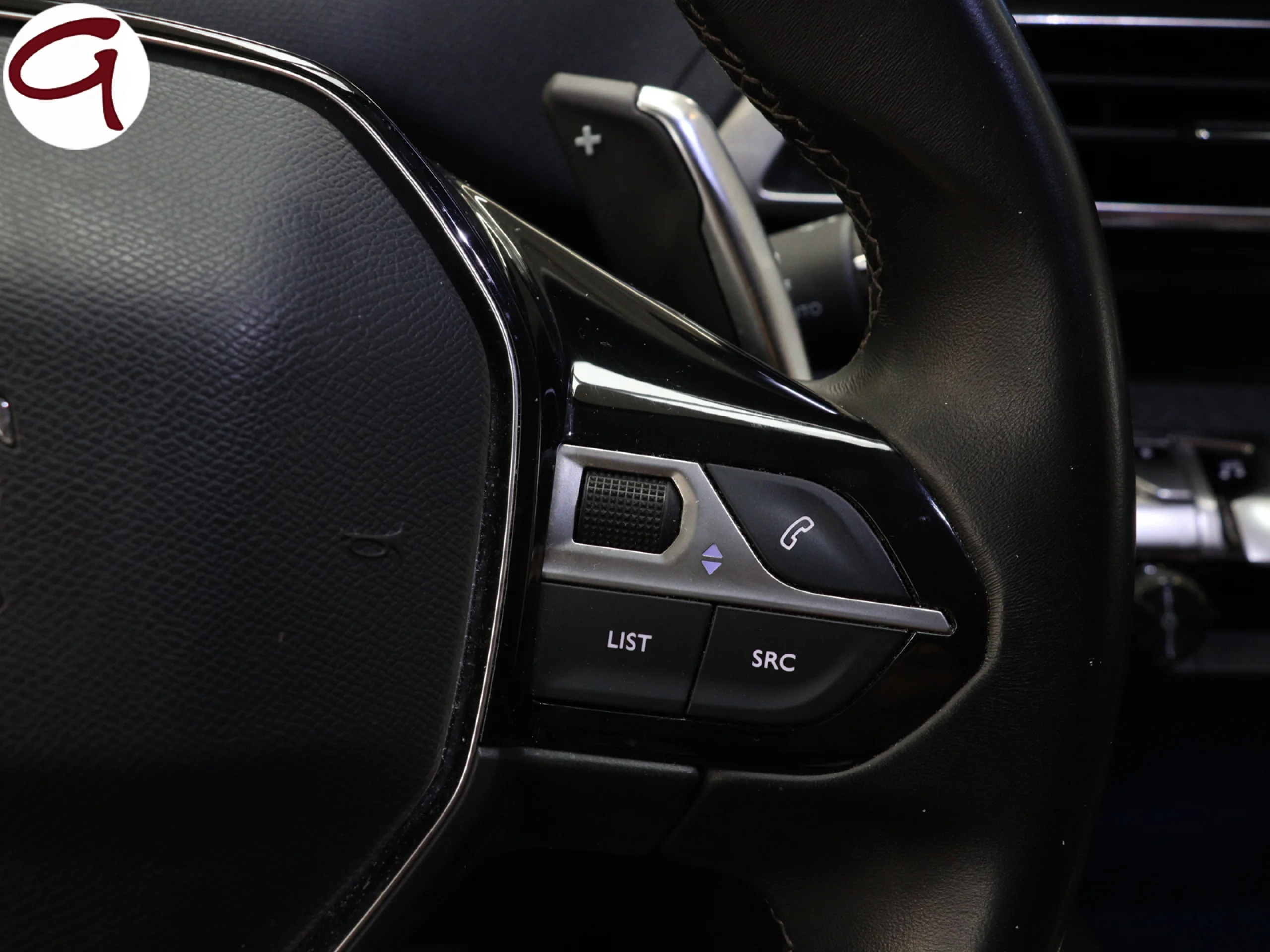 Peugeot 3008 Hybrid 300 Allure Pack e-EAT8 221 kW (300 CV) - Foto 25