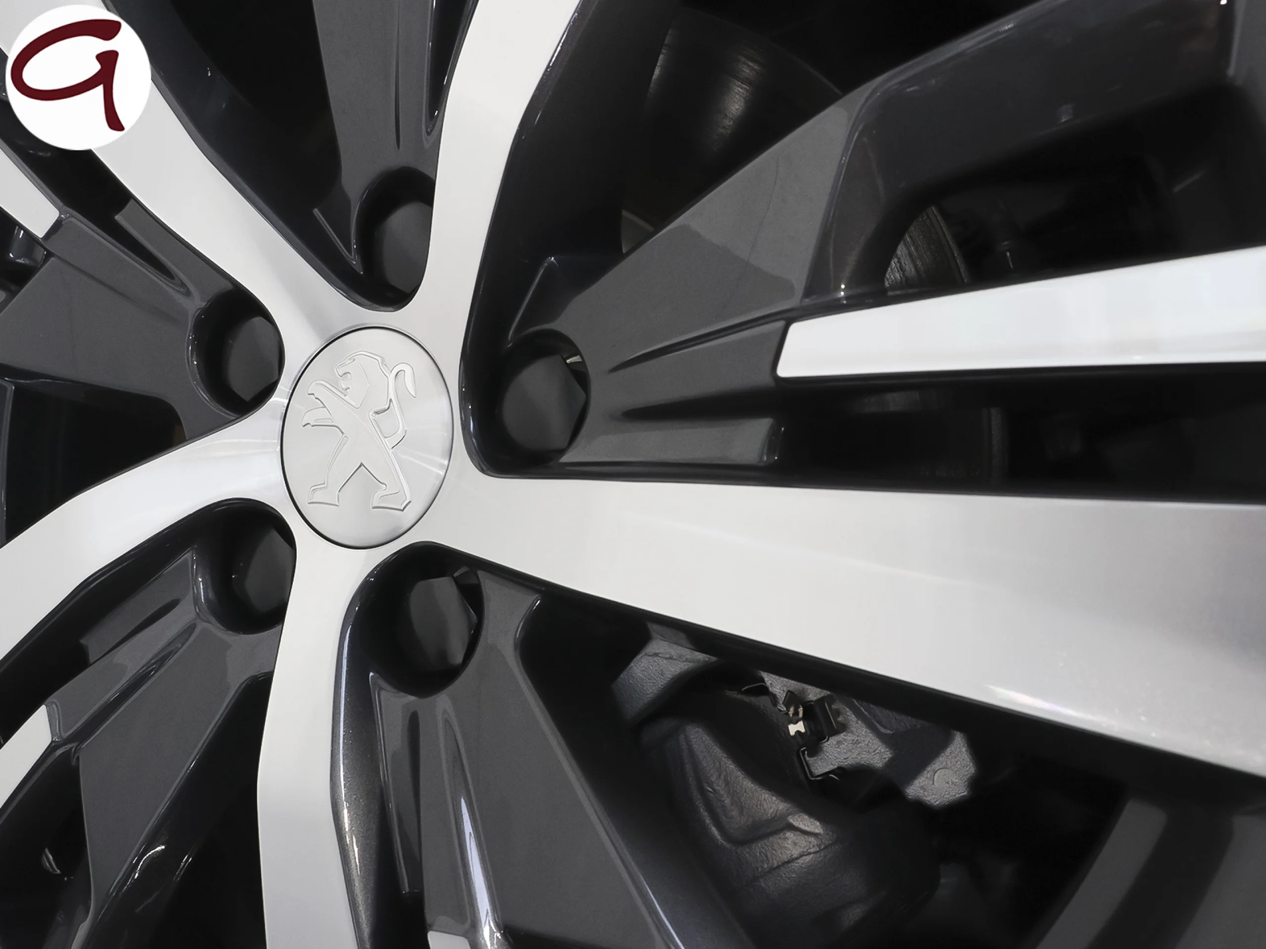 Peugeot 3008 PureTech 130 S&S Allure Pack 96 kW (130 CV) - Foto 32