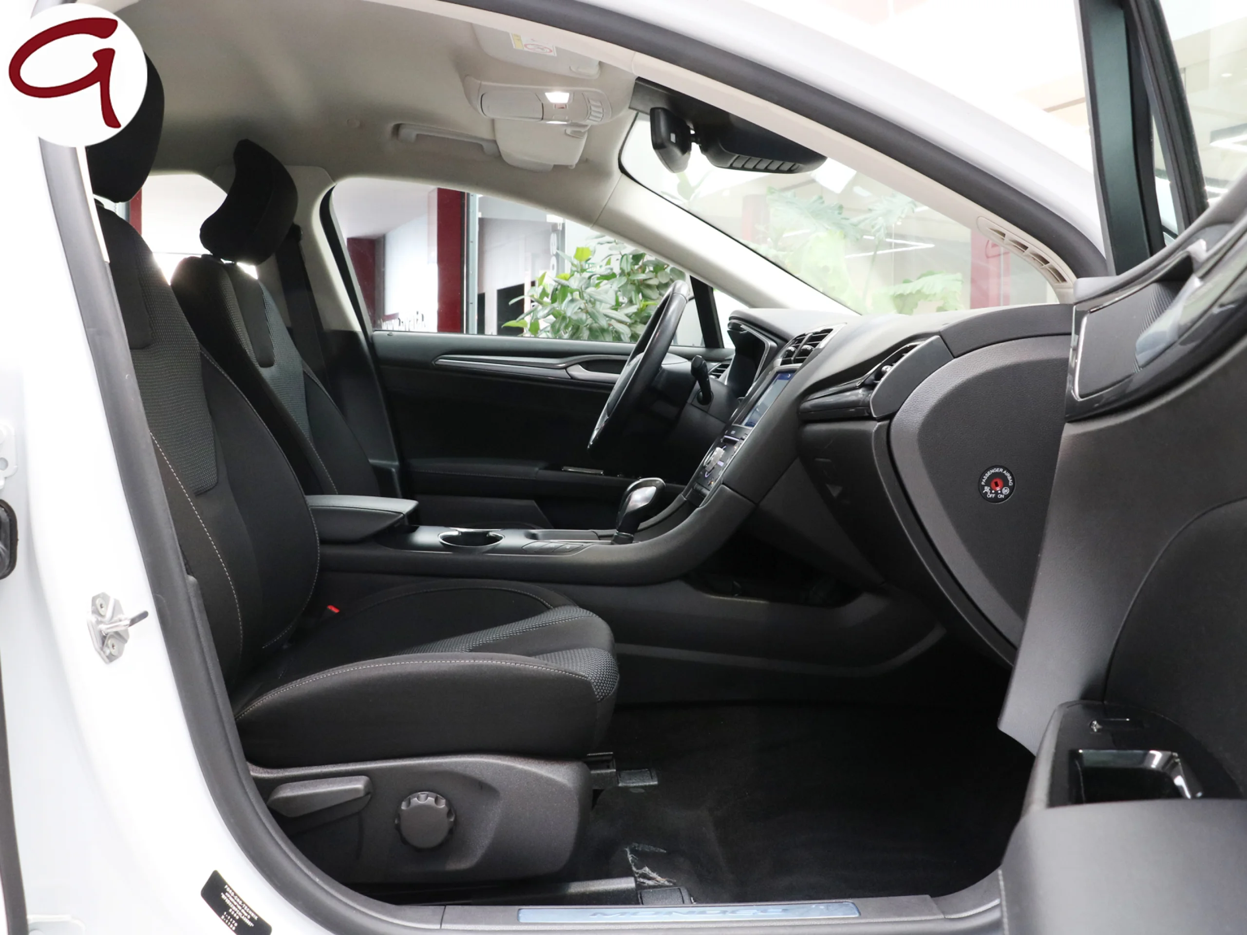 Ford Mondeo 2.0 Híbrido HEV Sedan Titanium 137 kW (187 CV) - Foto 6