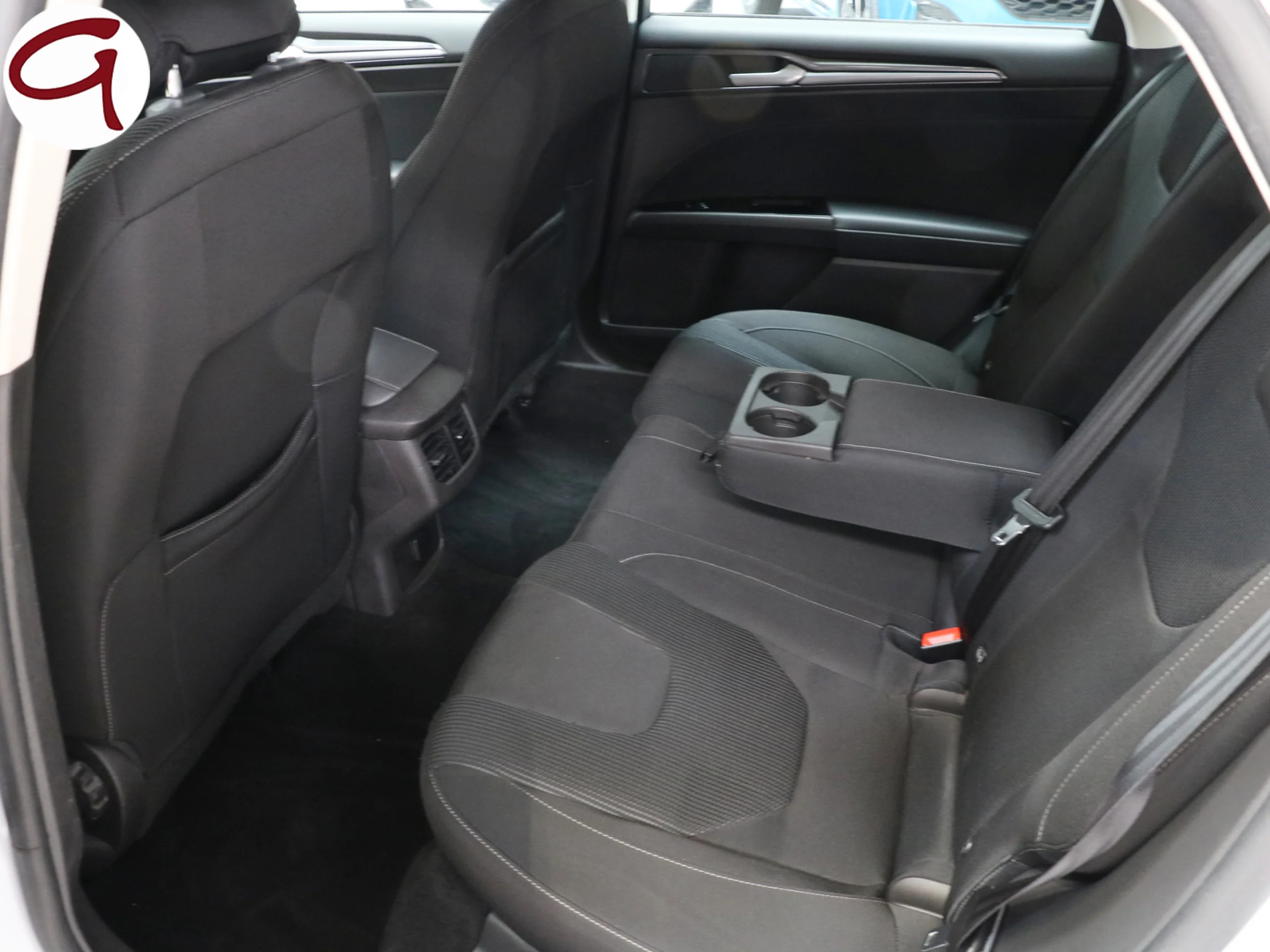 Ford Mondeo 2.0 Híbrido HEV Sedan Titanium 137 kW (187 CV) - Foto 9