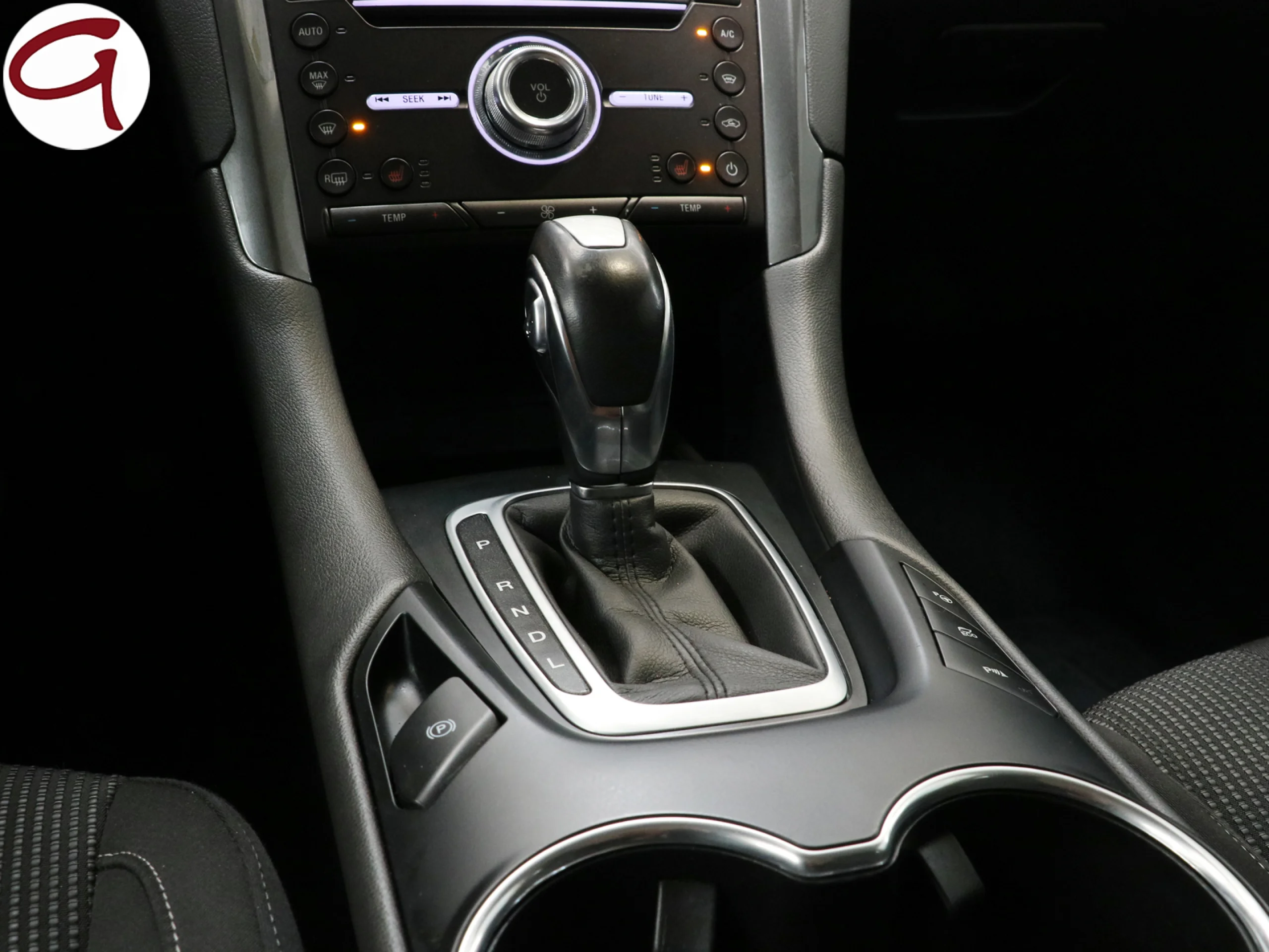 Ford Mondeo 2.0 Híbrido HEV Sedan Titanium 137 kW (187 CV) - Foto 25