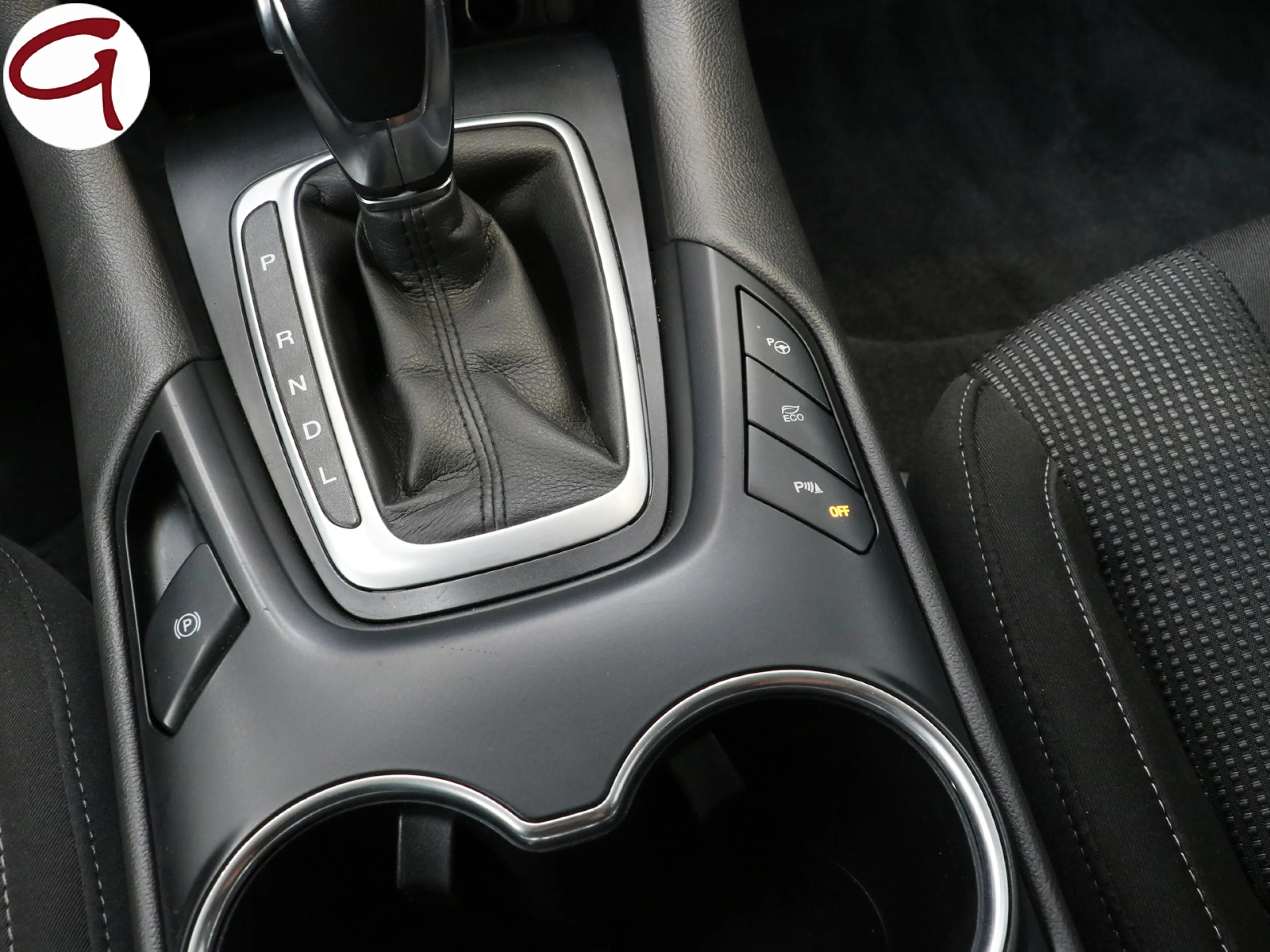 Ford Mondeo 2.0 Híbrido HEV Sedan Titanium 137 kW (187 CV) - Foto 26