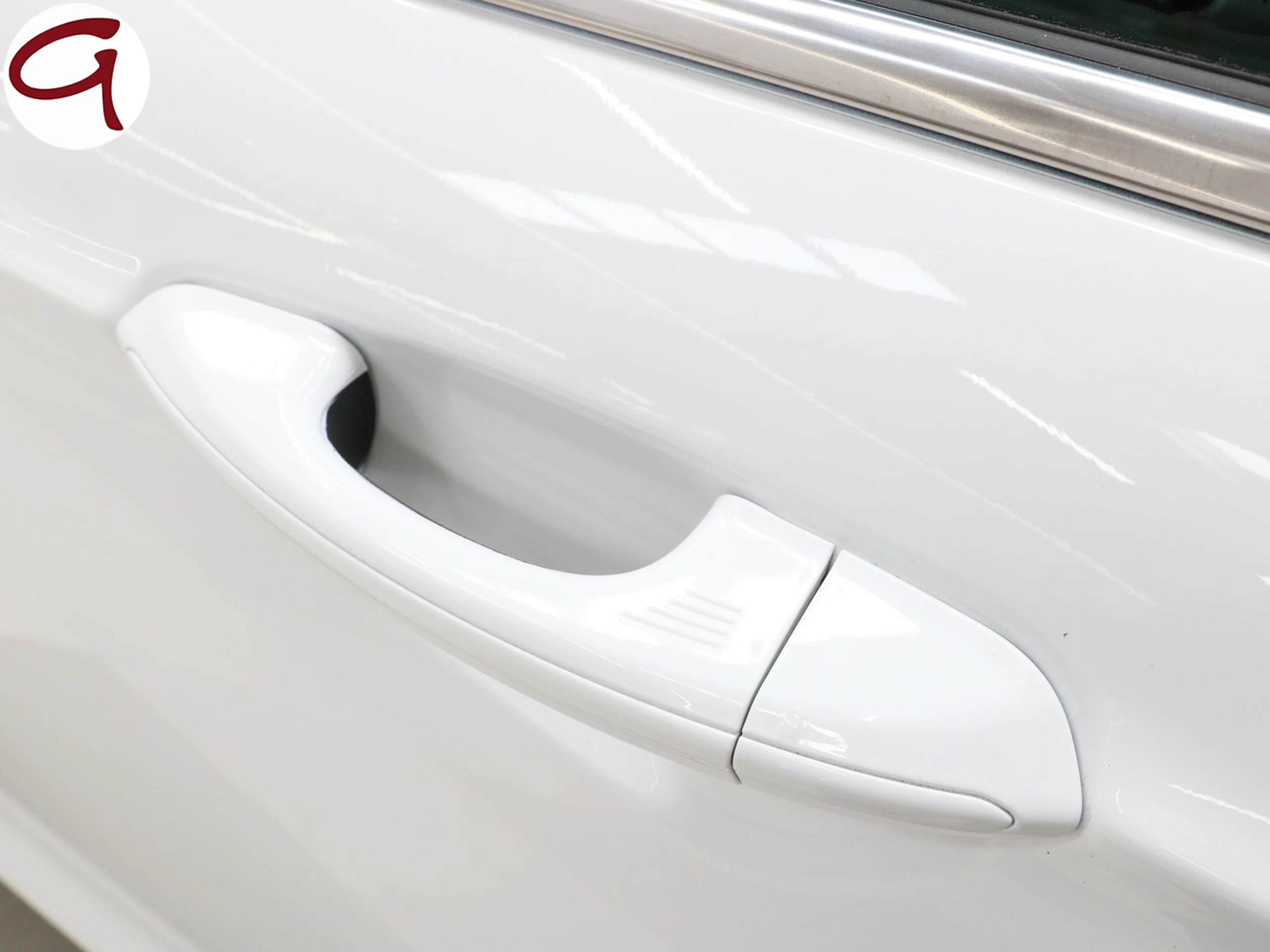 Ford Mondeo 2.0 Híbrido HEV Sedan Titanium 137 kW (187 CV) - Foto 36