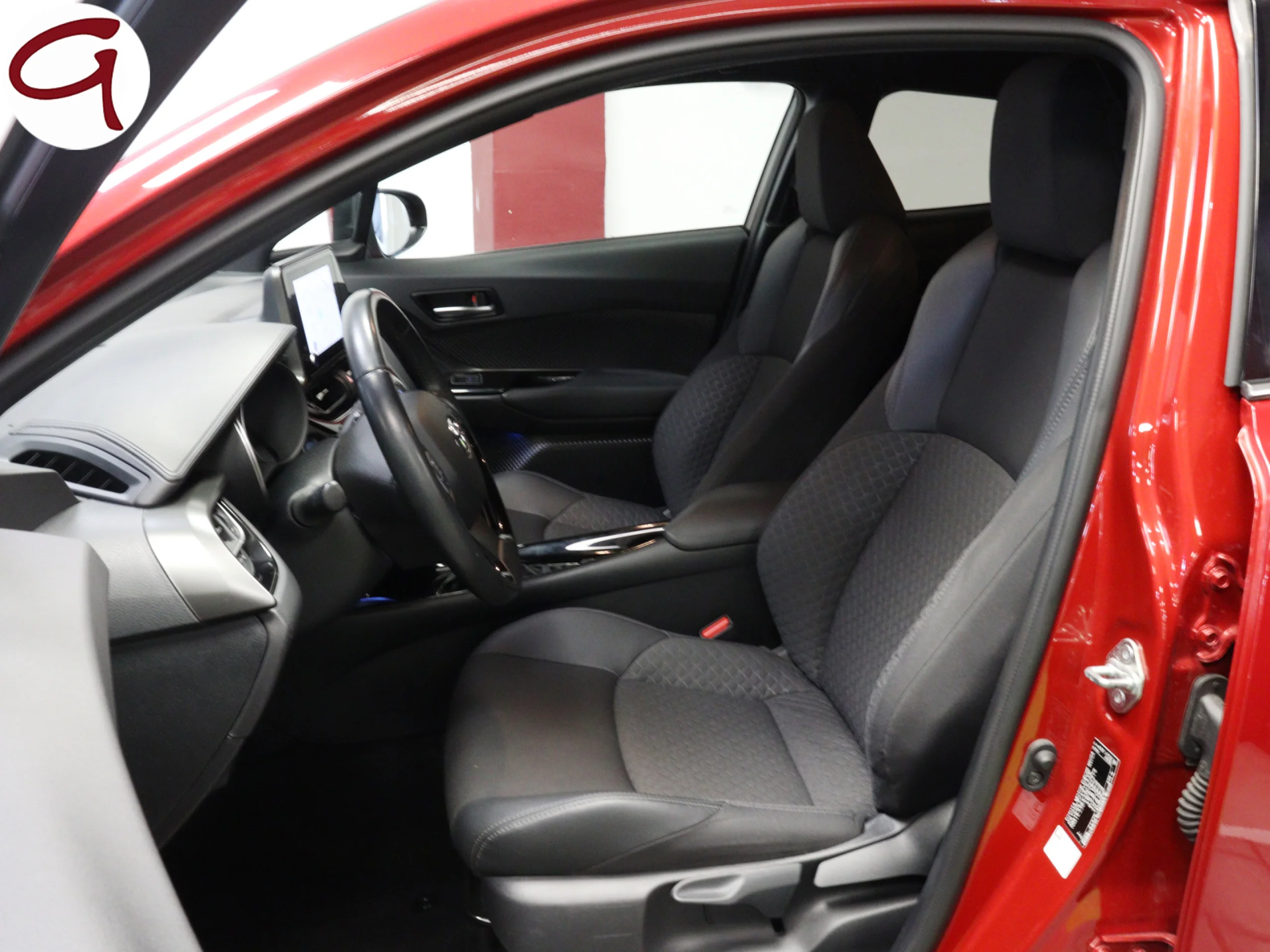 Toyota C-HR 1.8 125H Advance 90 kW (122 CV) - Foto 5