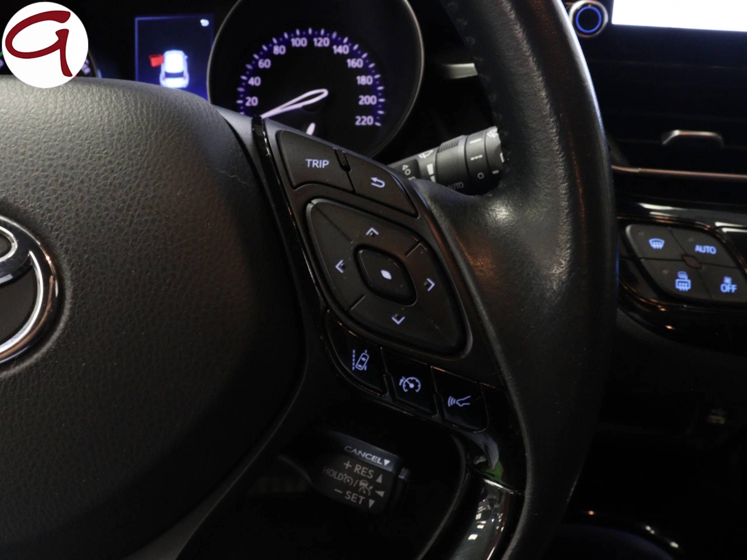 Toyota C-HR 1.8 125H Advance 90 kW (122 CV) - Foto 10