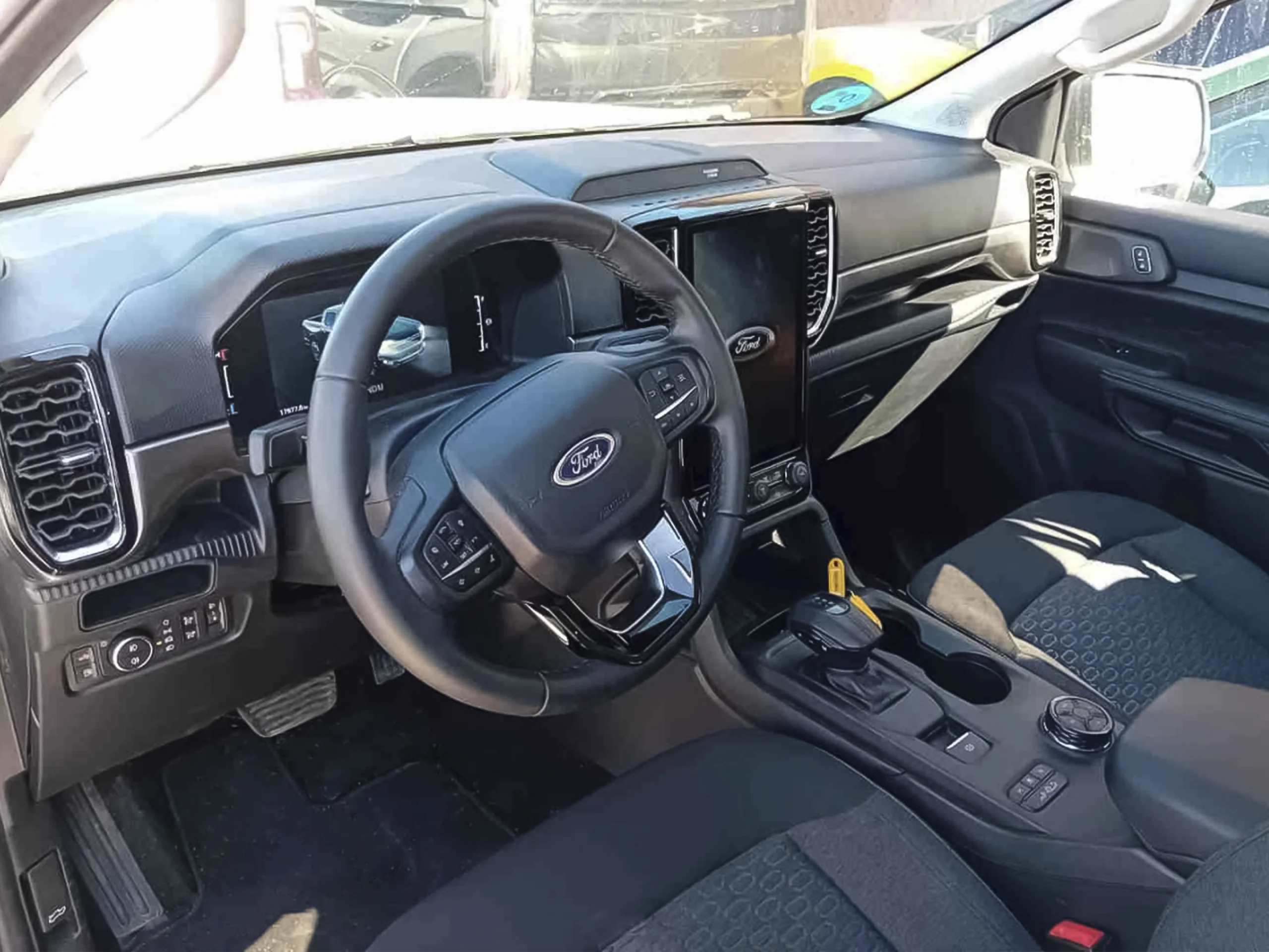 Ford Ranger Pickup 2.3 TIVCT PHEV DC XLT 4x4 AT 207 kW (282 CV) - Foto 3