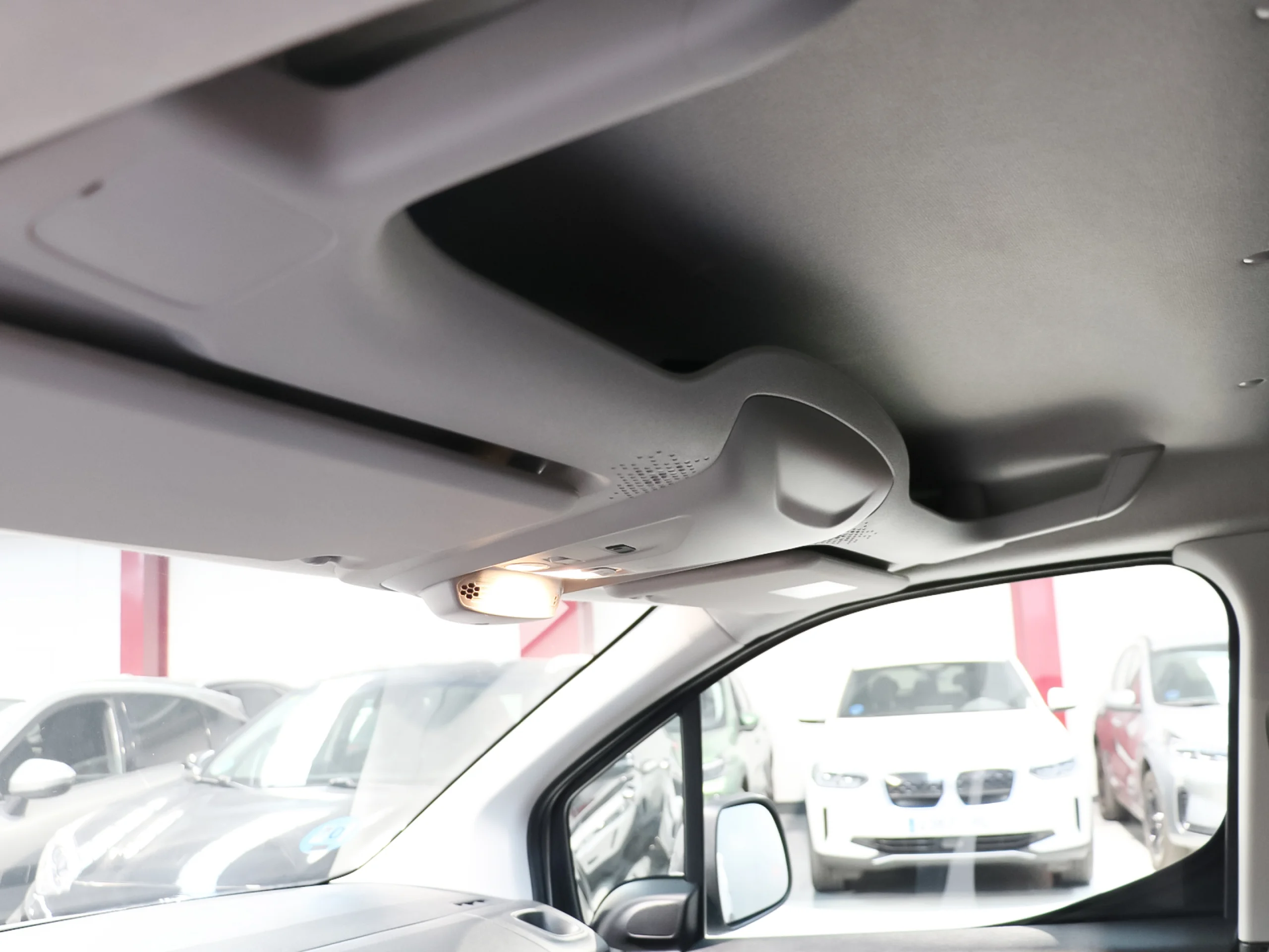 Toyota Proace City EV GX L2 50kWh 100 kW (136 CV) - Foto 8