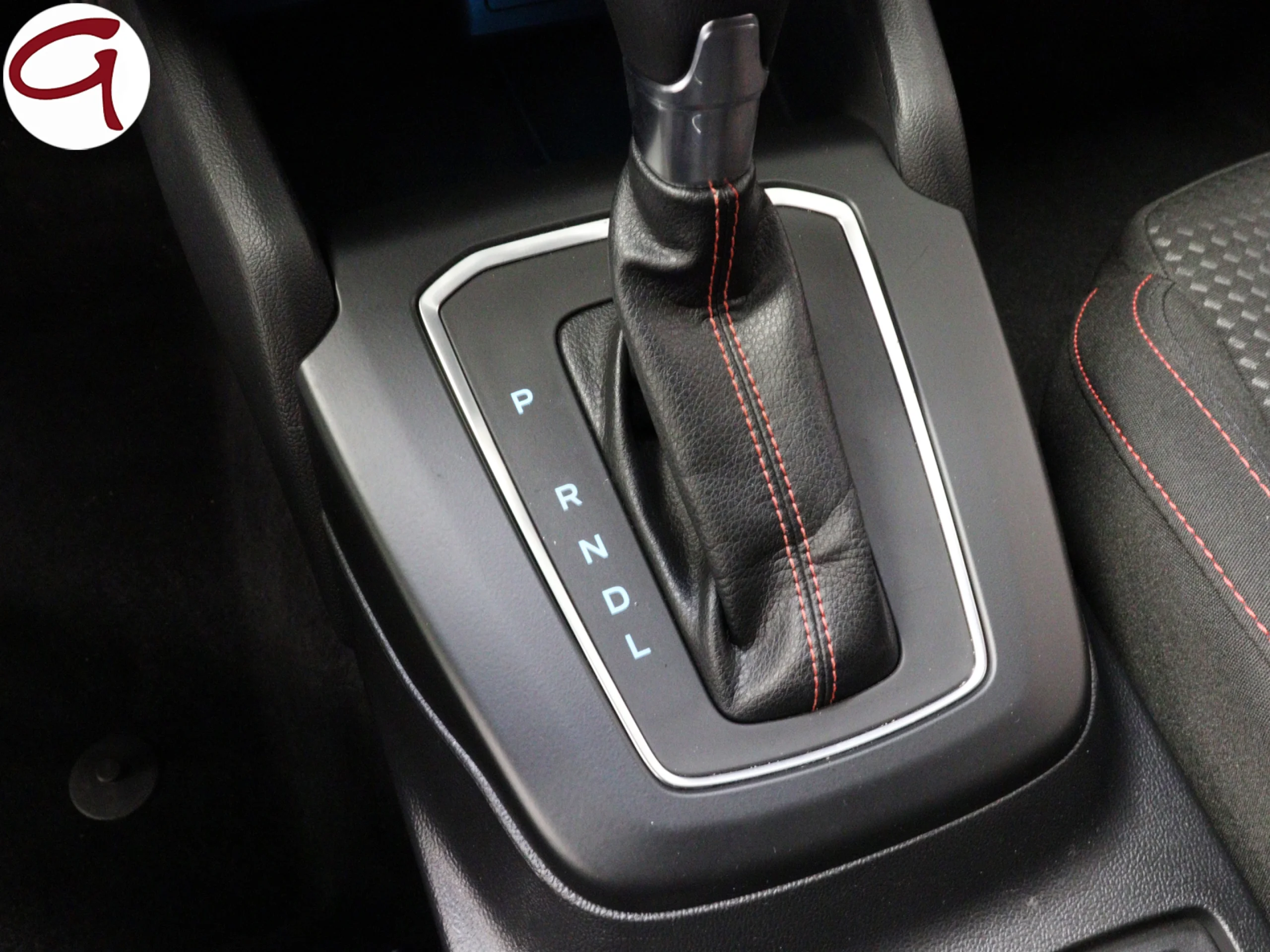 Ford Focus 1.0 Ecoboost MHEV ST-Line Auto 114 kW (155 CV) - Foto 10