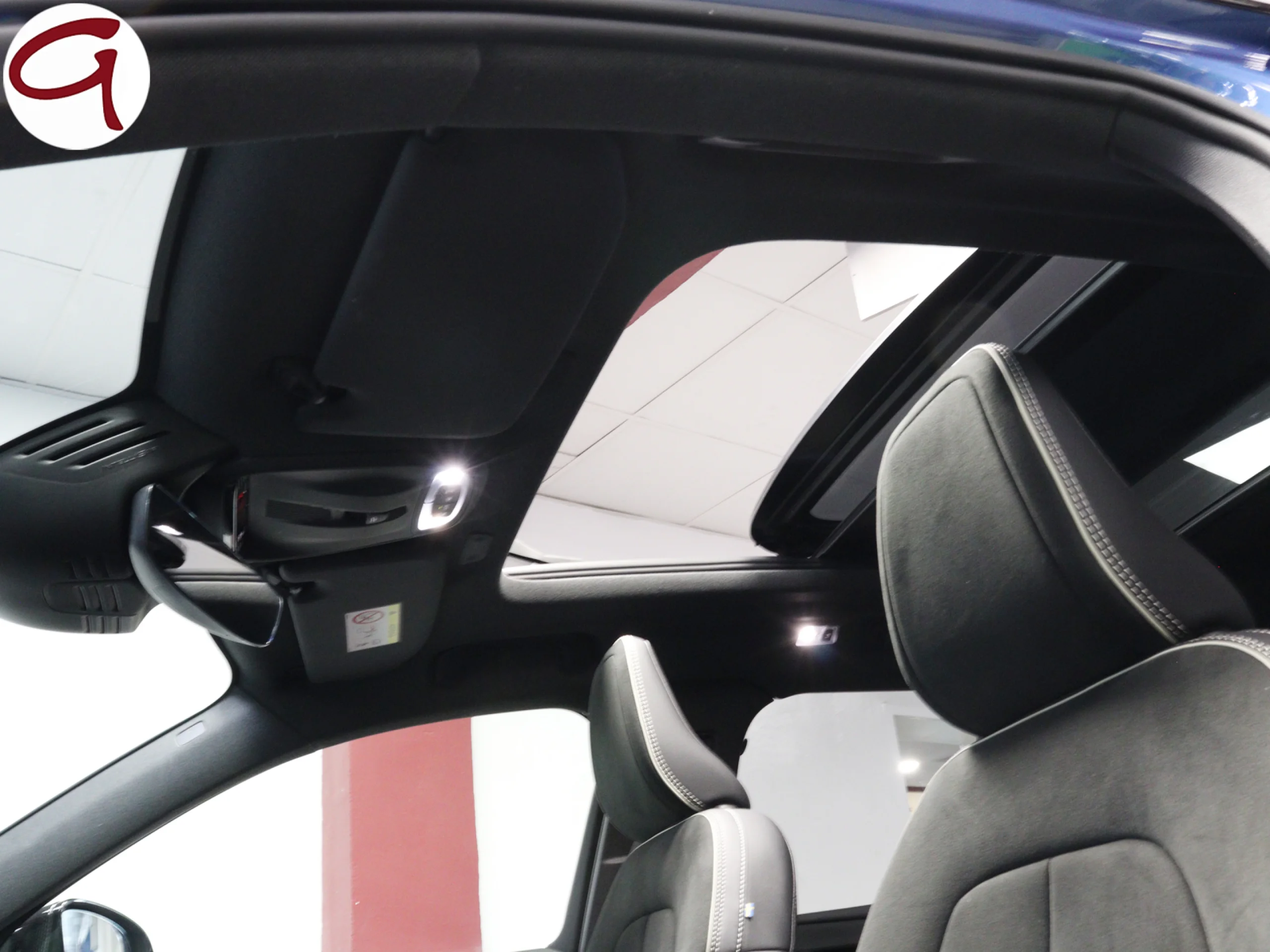 Volvo XC40 D3 R-Design Auto 110 kW (150 CV) - Foto 8