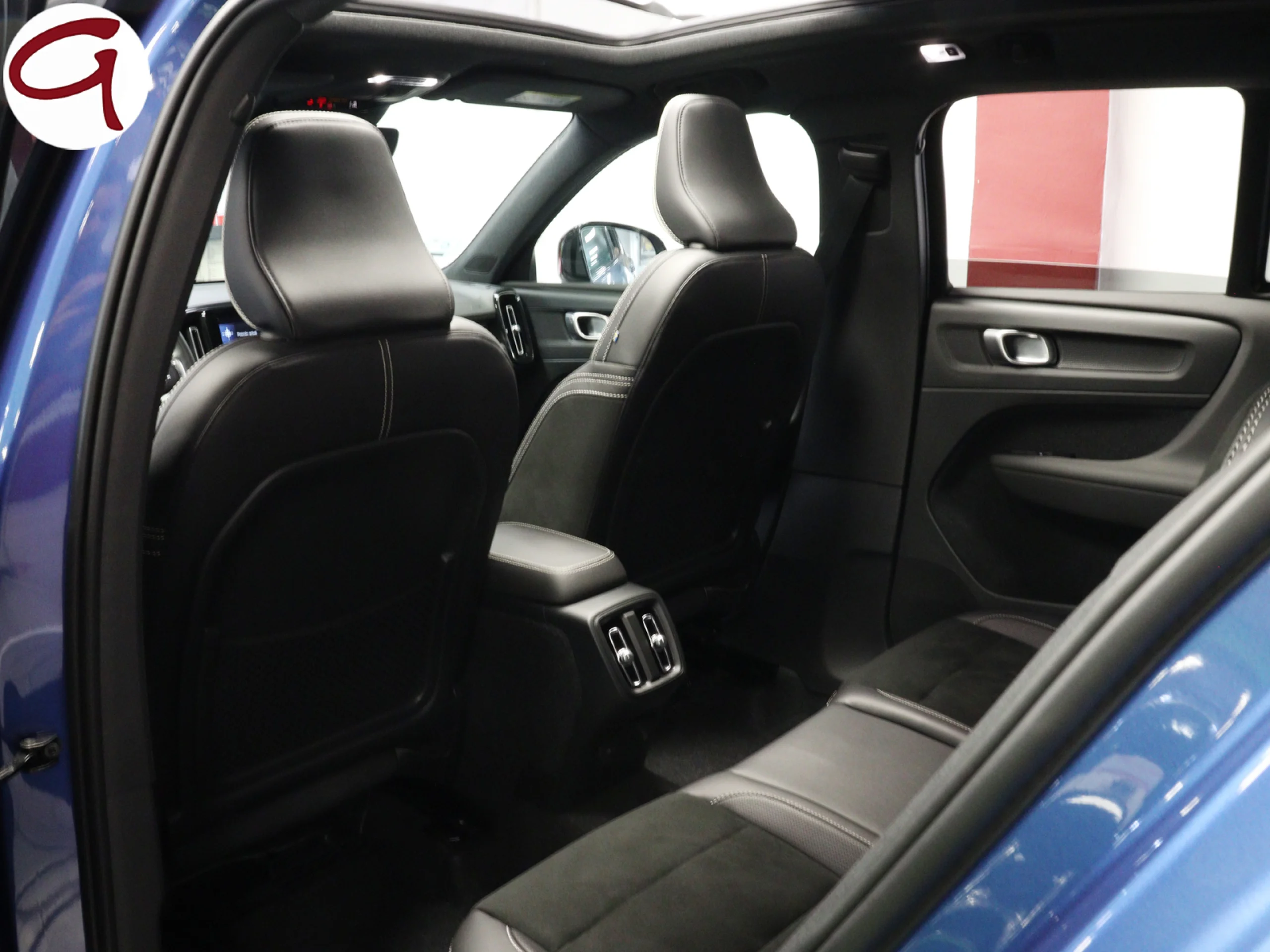 Volvo XC40 D3 R-Design Auto 110 kW (150 CV) - Foto 11