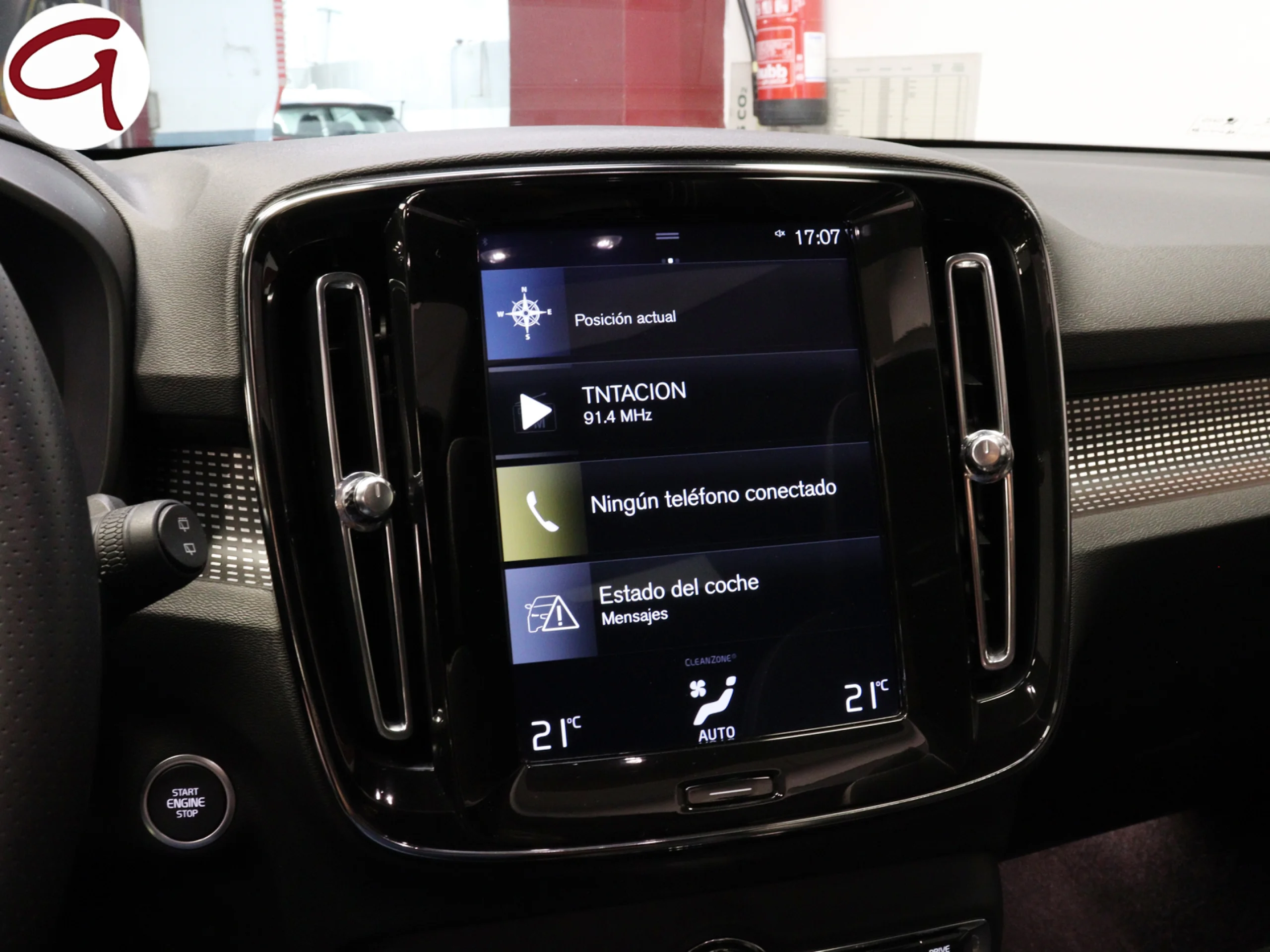 Volvo XC40 D3 R-Design Auto 110 kW (150 CV) - Foto 17