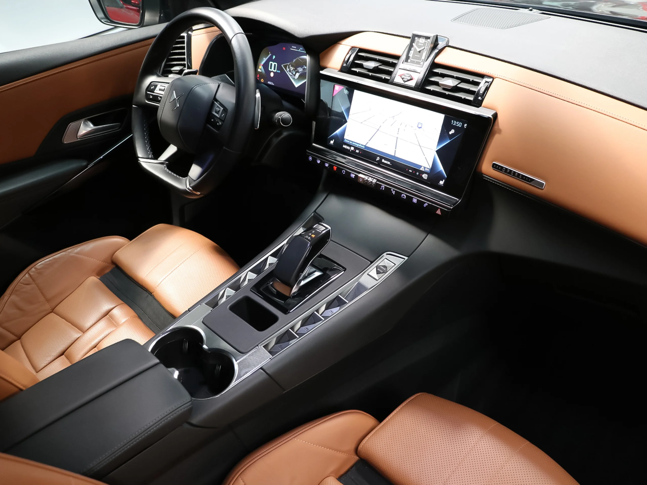 DS DS7 Crossback E-Tense 300 Rivoli 4WD Auto 221 kW (300 CV) - Foto 4