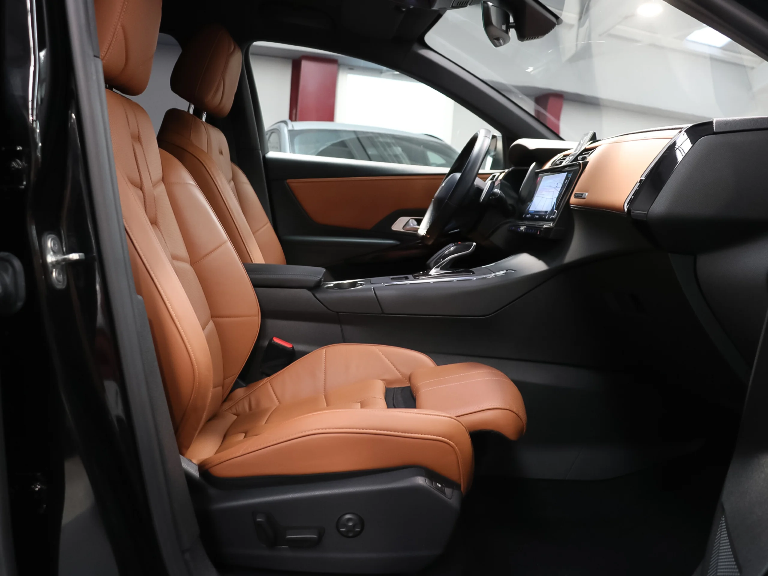 DS DS7 Crossback E-Tense 300 Rivoli 4WD Auto 221 kW (300 CV) - Foto 5