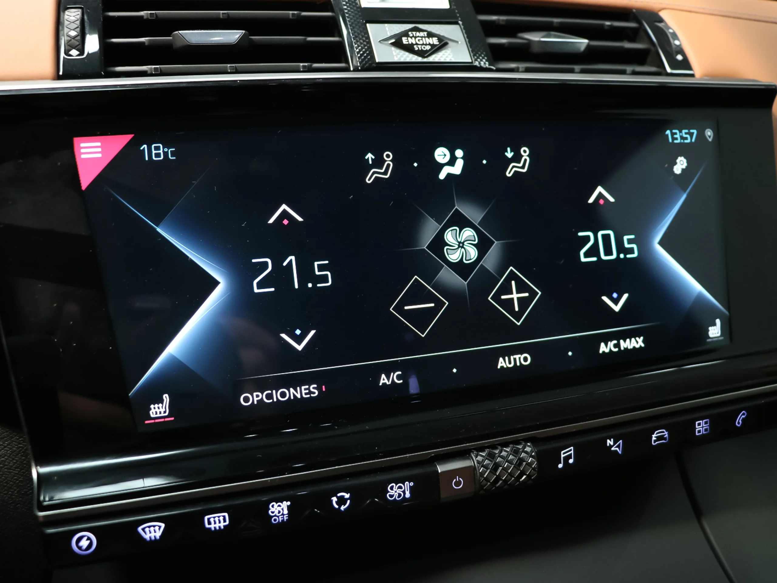 DS DS7 Crossback E-Tense 300 Rivoli 4WD Auto 221 kW (300 CV) - Foto 19