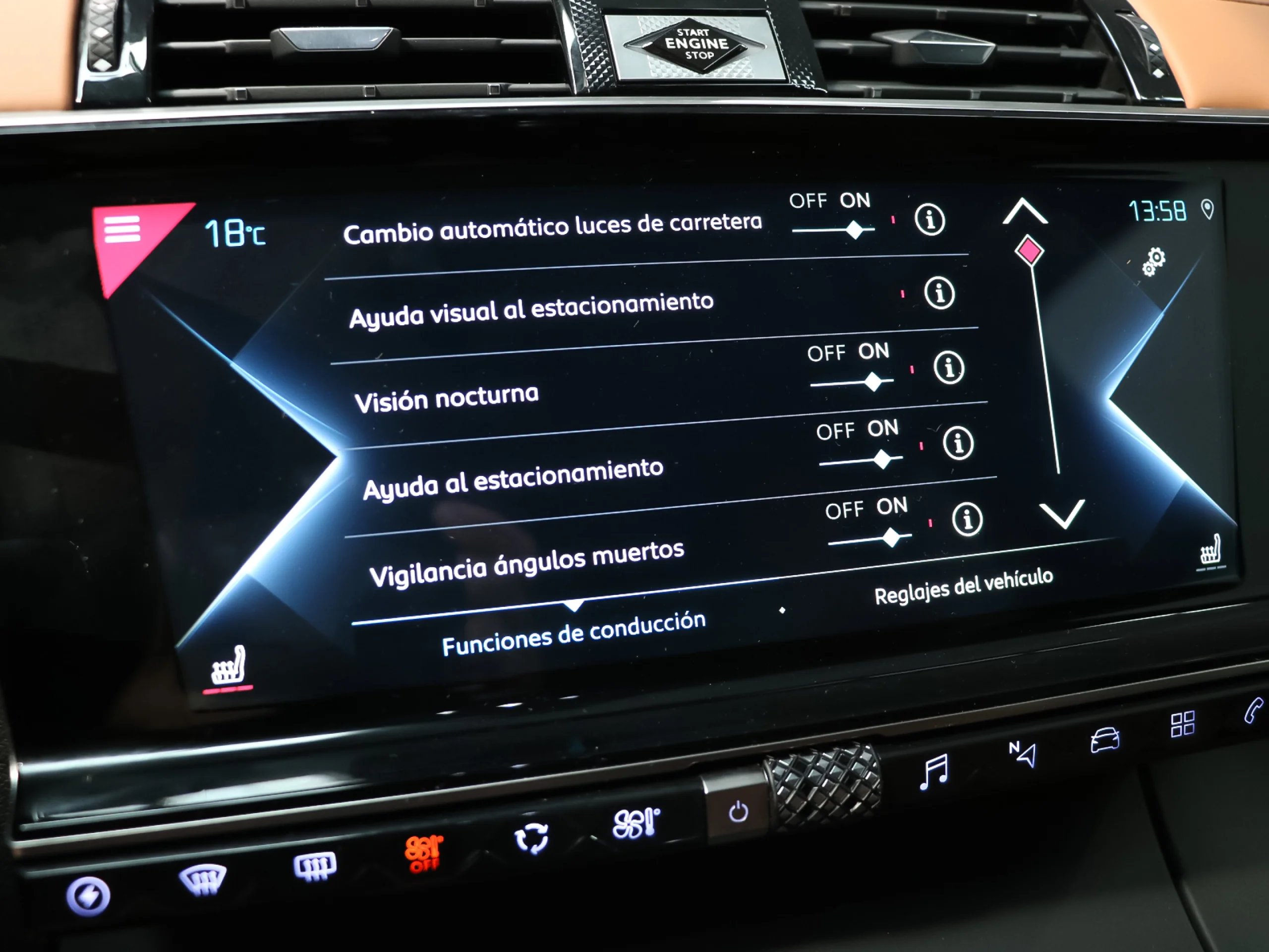 DS DS7 Crossback E-Tense 300 Rivoli 4WD Auto 221 kW (300 CV) - Foto 21