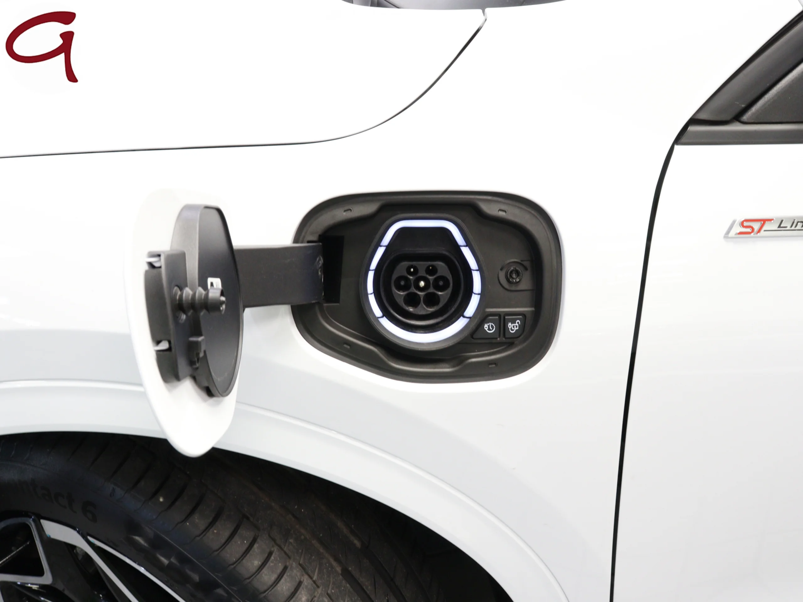 Ford Kuga 2.5 Duratec PHEV ST-Line Auto 178 kW (243 CV) - Foto 47