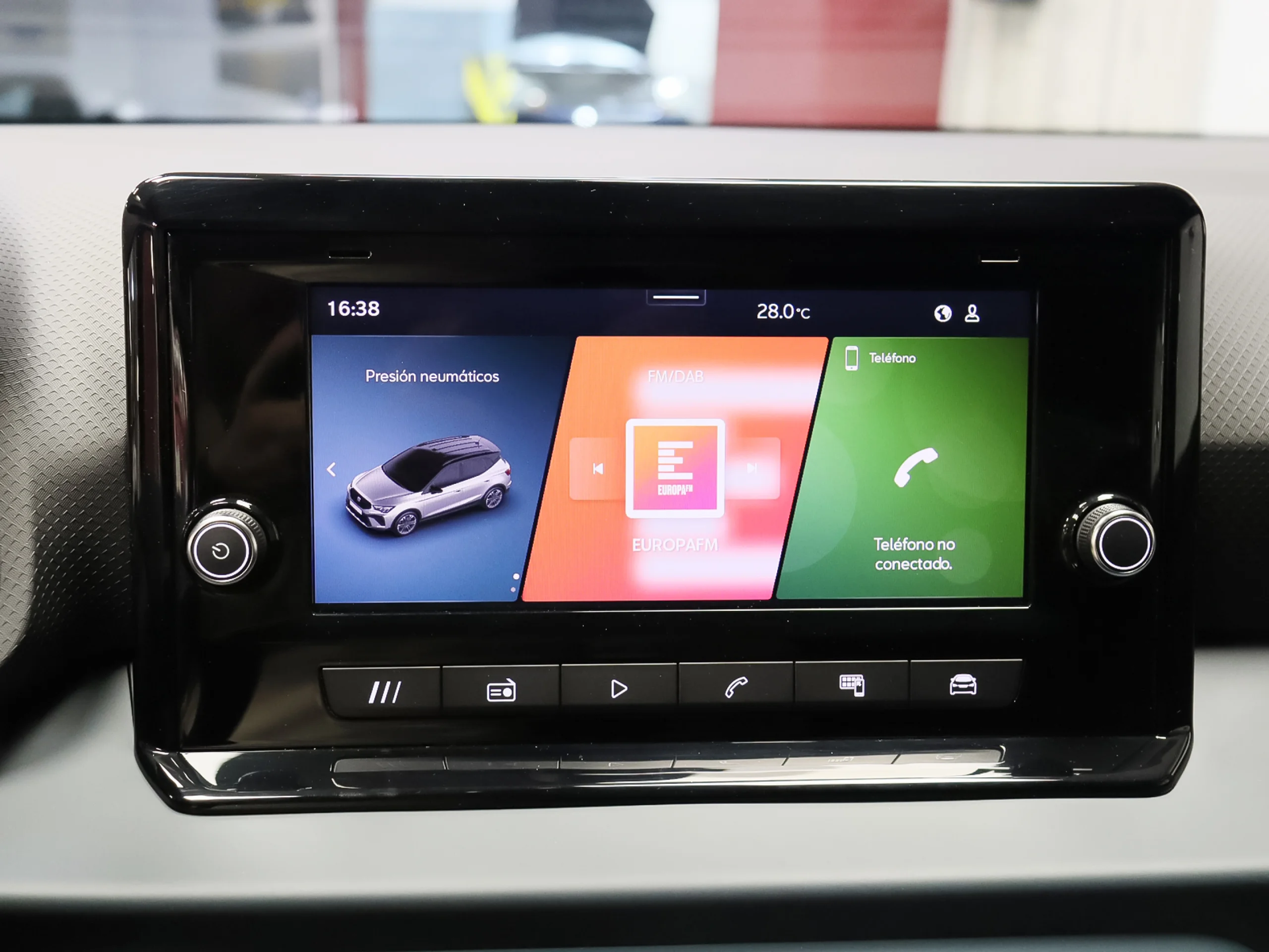 SEAT Arona 1.0 TSI S&S Style+ 85 kW (115 CV) - Foto 16