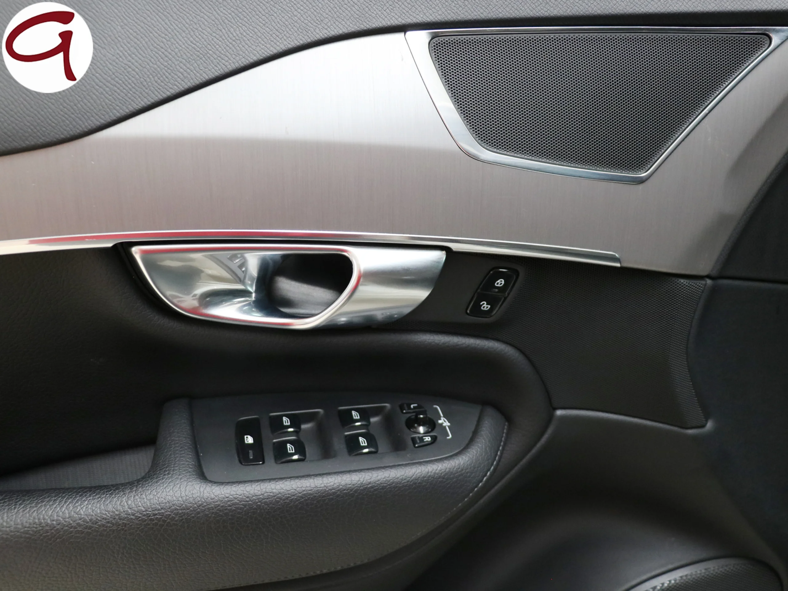 Volvo XC90 B5 D Momentum AWD Auto 173 kW (235 CV) - Foto 33