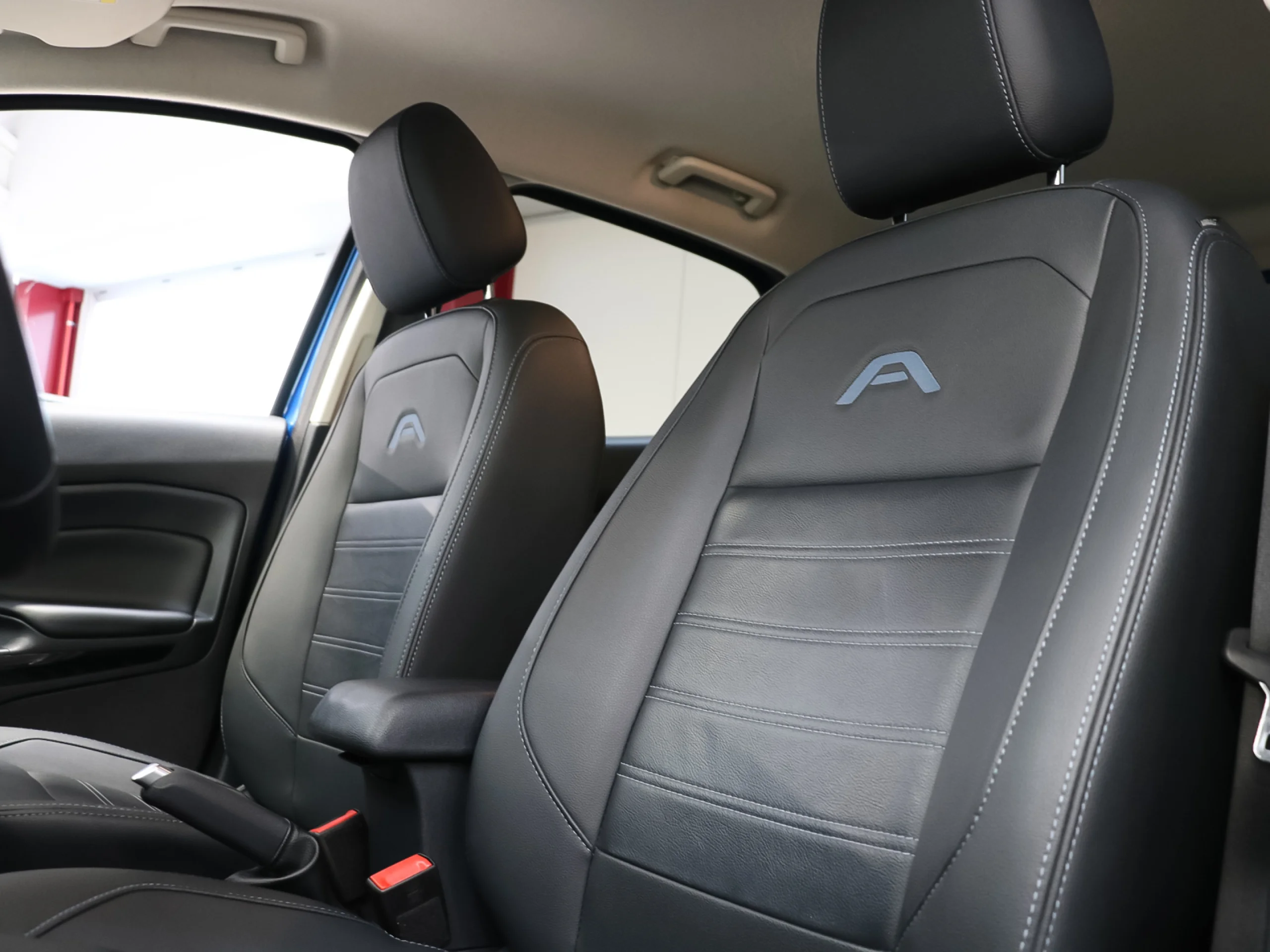 Ford EcoSport 1.0T EcoBoost S&S Active 92 kW (125 CV) - Foto 9