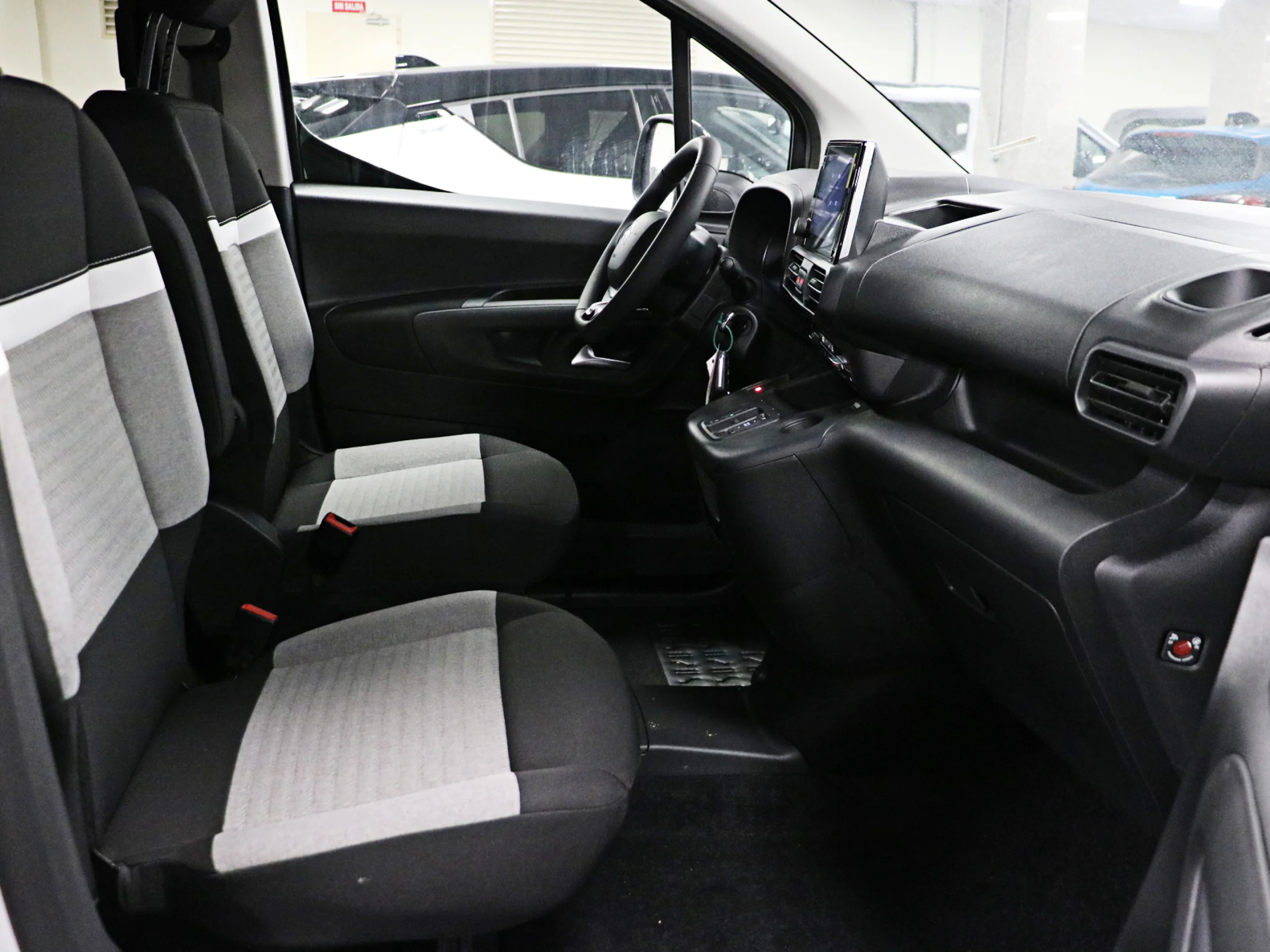 Citroen ë-Berlingo Shine Talla M 50kWh 100 kW (136 CV) - Foto 7