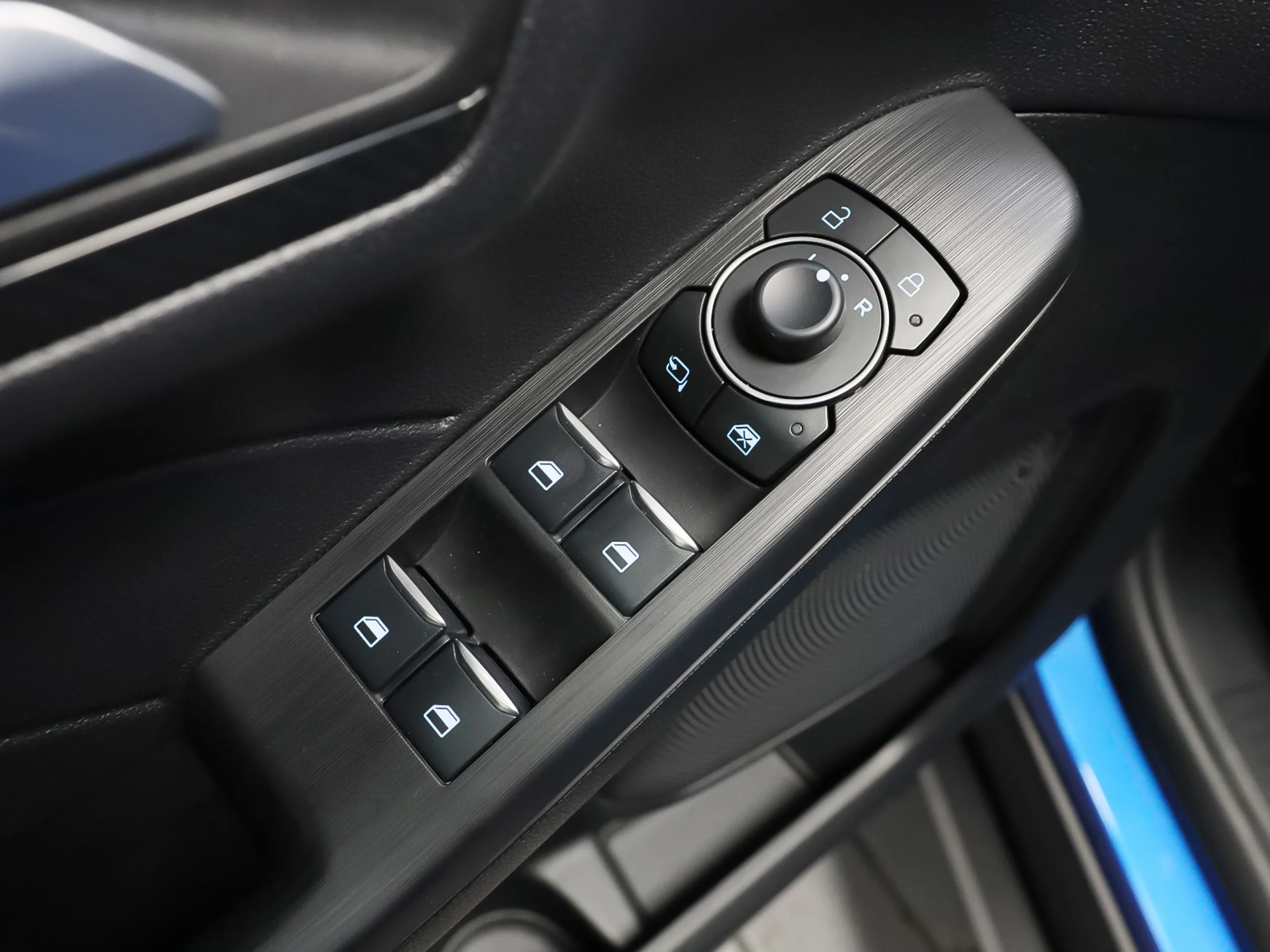 Ford Kuga 2.5 Duratec PHEV ST-Line Auto 178 kW (243 CV) - Foto 9