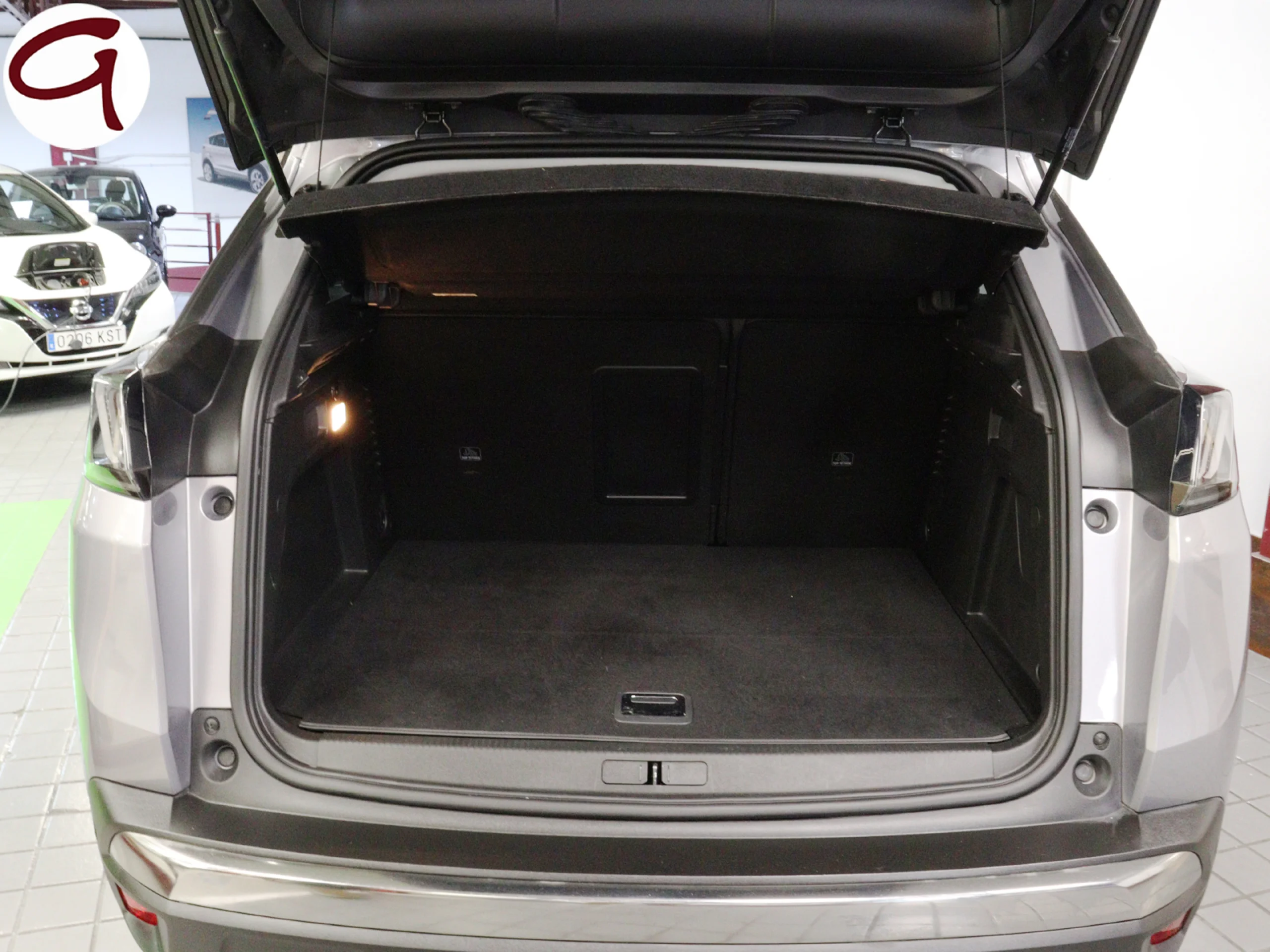 Peugeot 3008 Hybrid 180 Allure Pack e-EAT8 132 kW (180 CV) - Foto 17