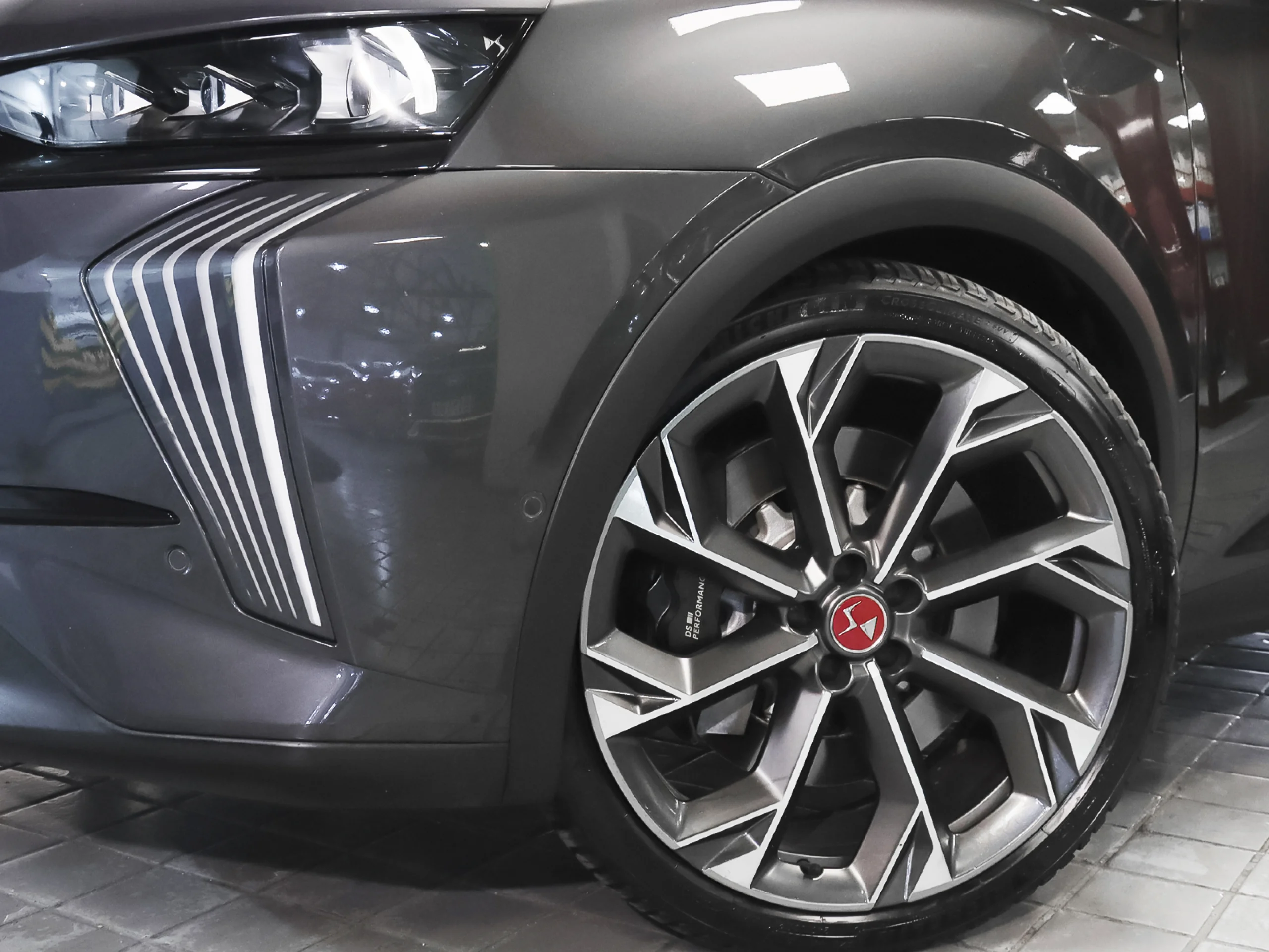 DS DS7 Crossback E-Tense 360 Performance Line+ 4x4 Auto 265 kW (360 CV) - Foto 37