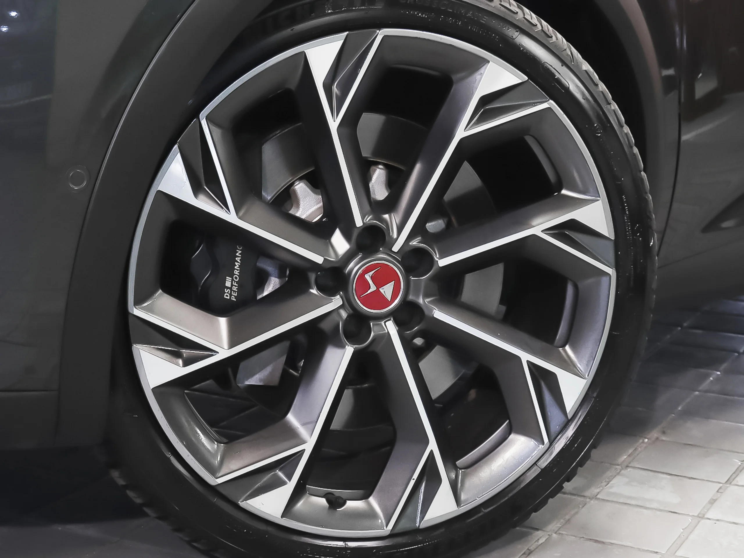 DS DS7 Crossback E-Tense 360 Performance Line+ 4x4 Auto 265 kW (360 CV) - Foto 38