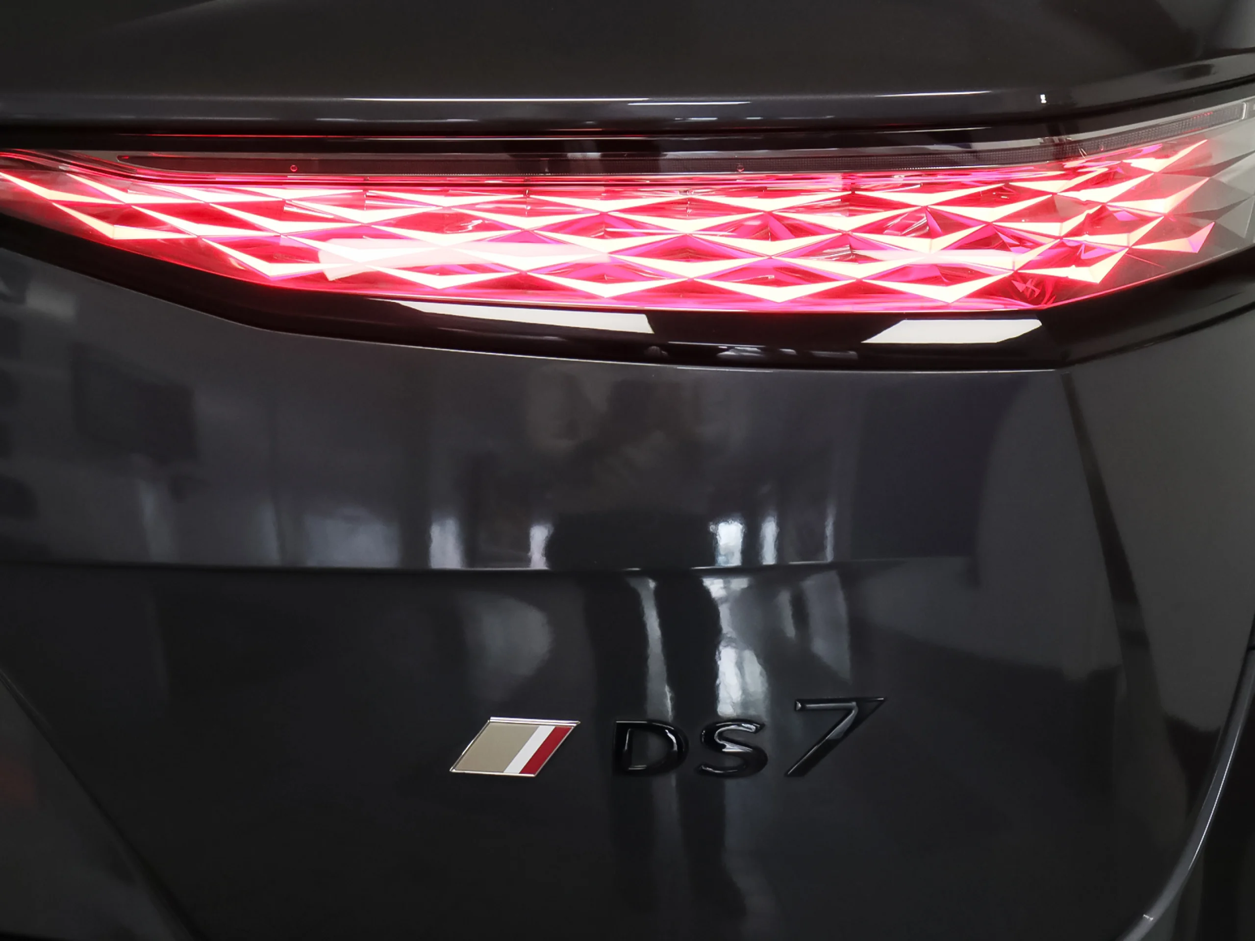 DS DS7 Crossback E-Tense 360 Performance Line+ 4x4 Auto 265 kW (360 CV) - Foto 43
