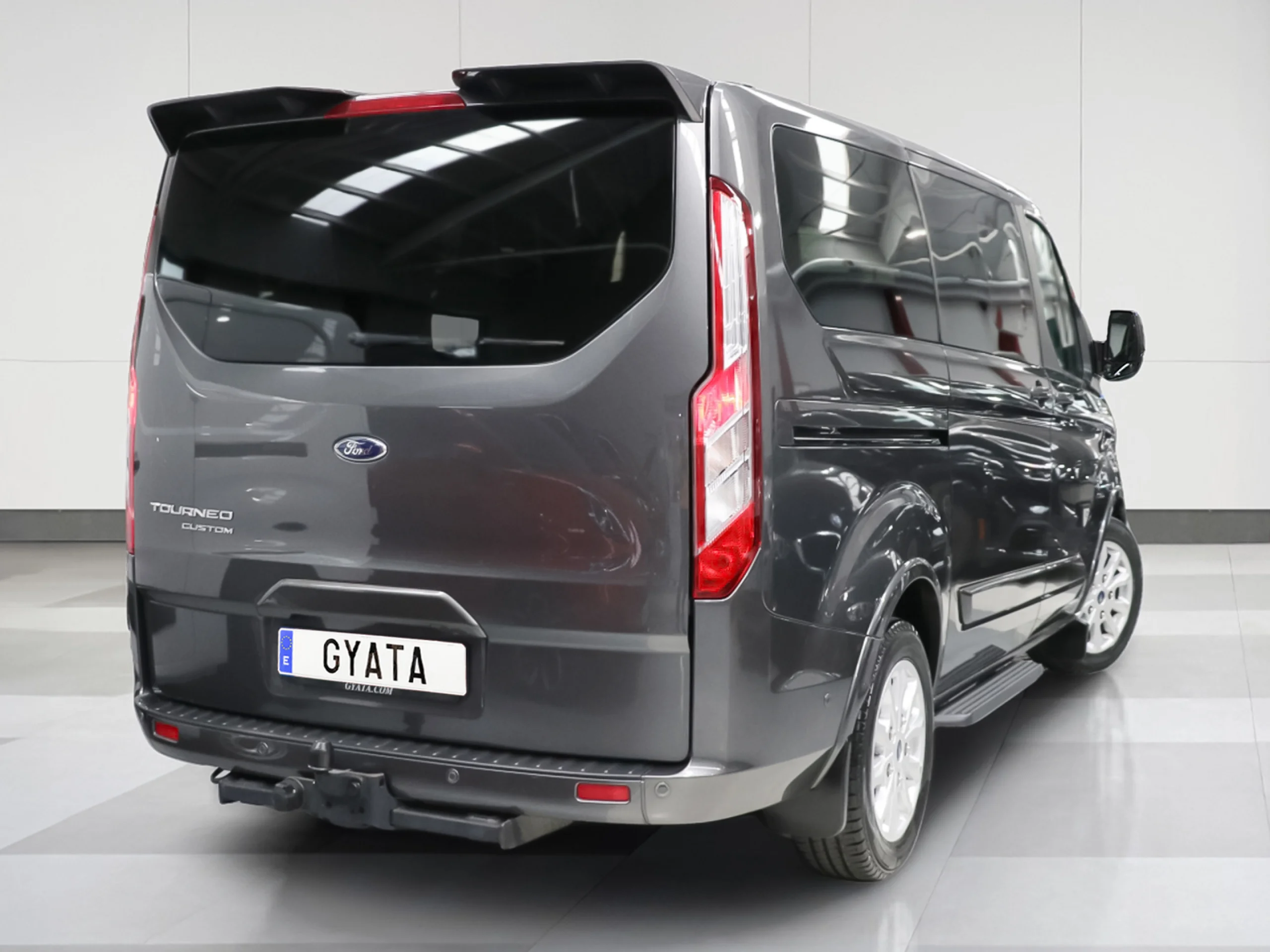 Ford Tourneo Custom 2.0 Ecoblue L1 Titanium Auto 125 kW (170 CV) - Foto 2