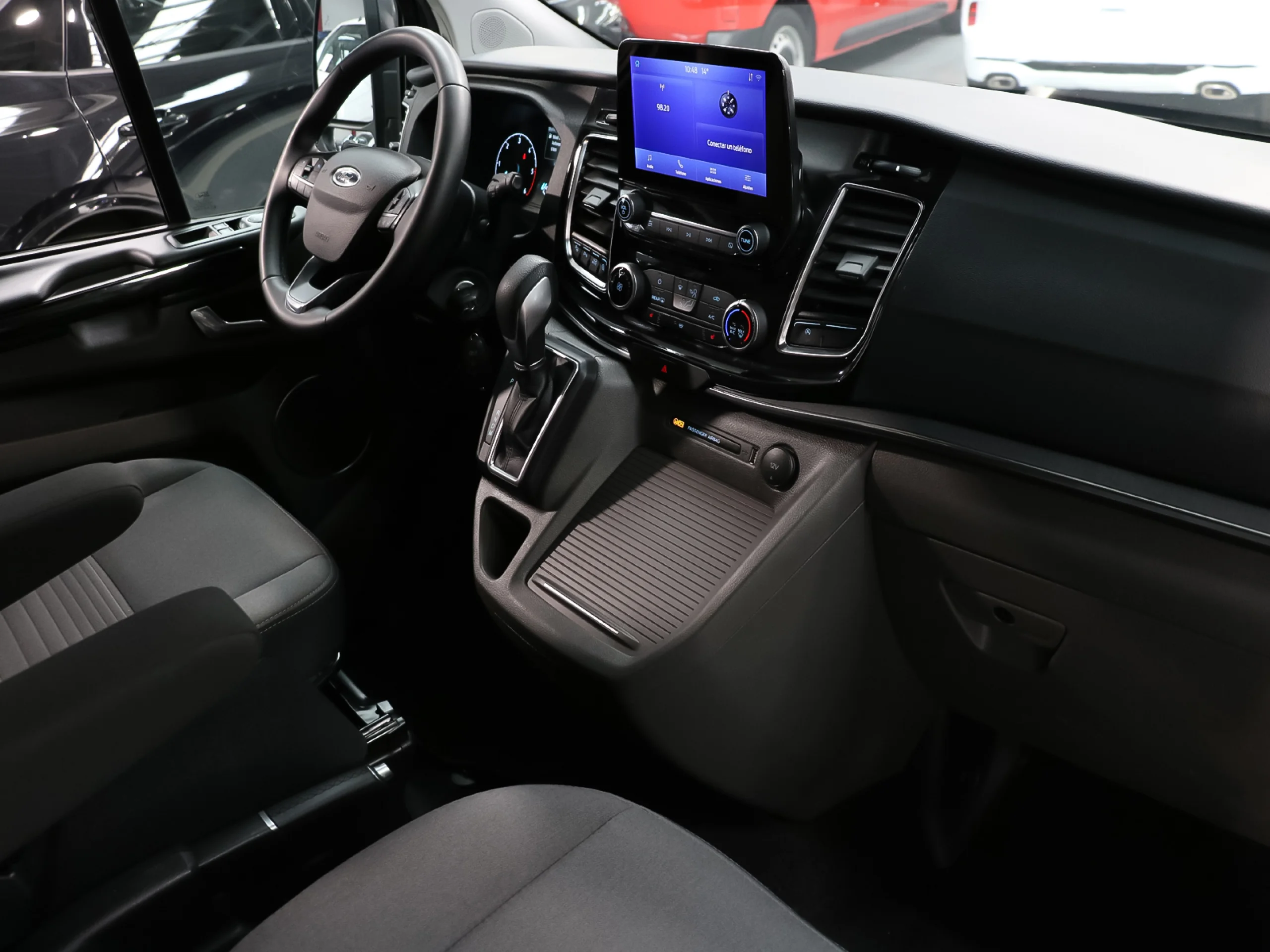 Ford Tourneo Custom 2.0 Ecoblue L1 Titanium Auto 125 kW (170 CV) - Foto 4