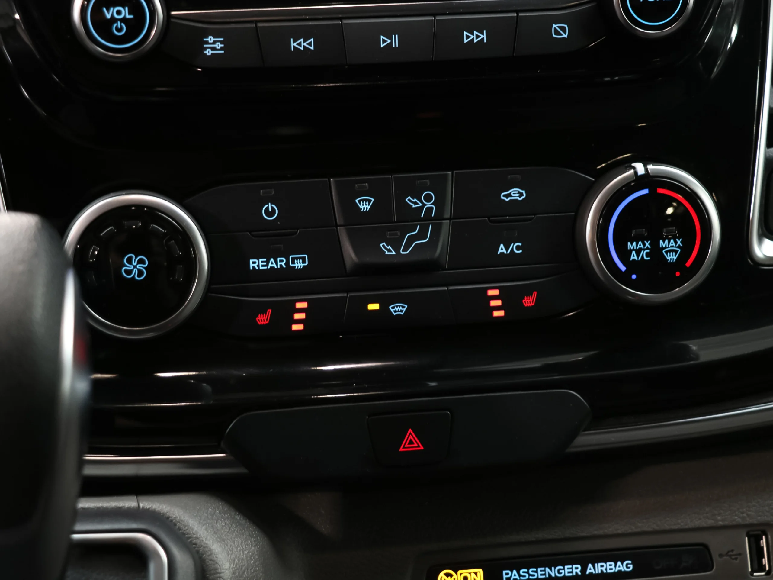 Ford Tourneo Custom 2.0 Ecoblue L1 Titanium Auto 125 kW (170 CV) - Foto 25