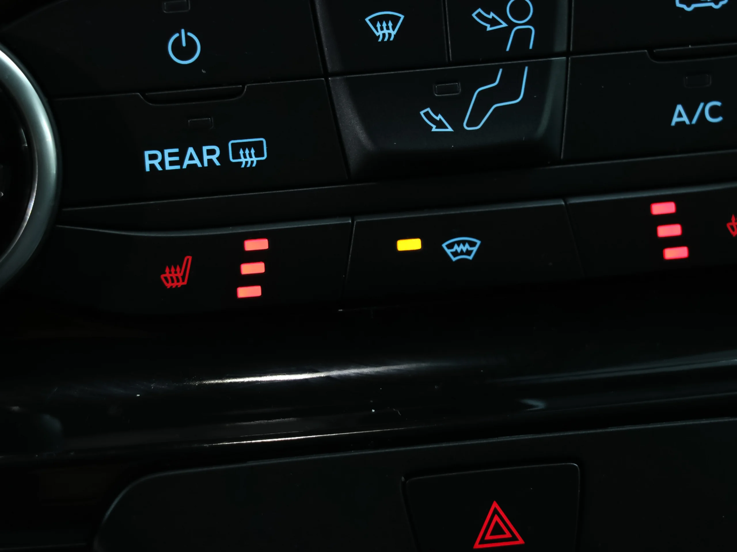 Ford Tourneo Custom 2.0 Ecoblue L1 Titanium Auto 125 kW (170 CV) - Foto 26