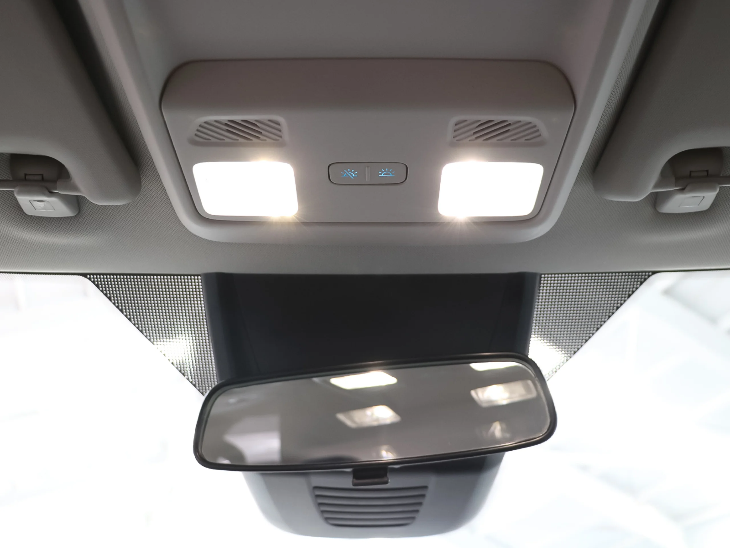 Ford Tourneo Custom 2.0 Ecoblue L1 Titanium Auto 125 kW (170 CV) - Foto 29