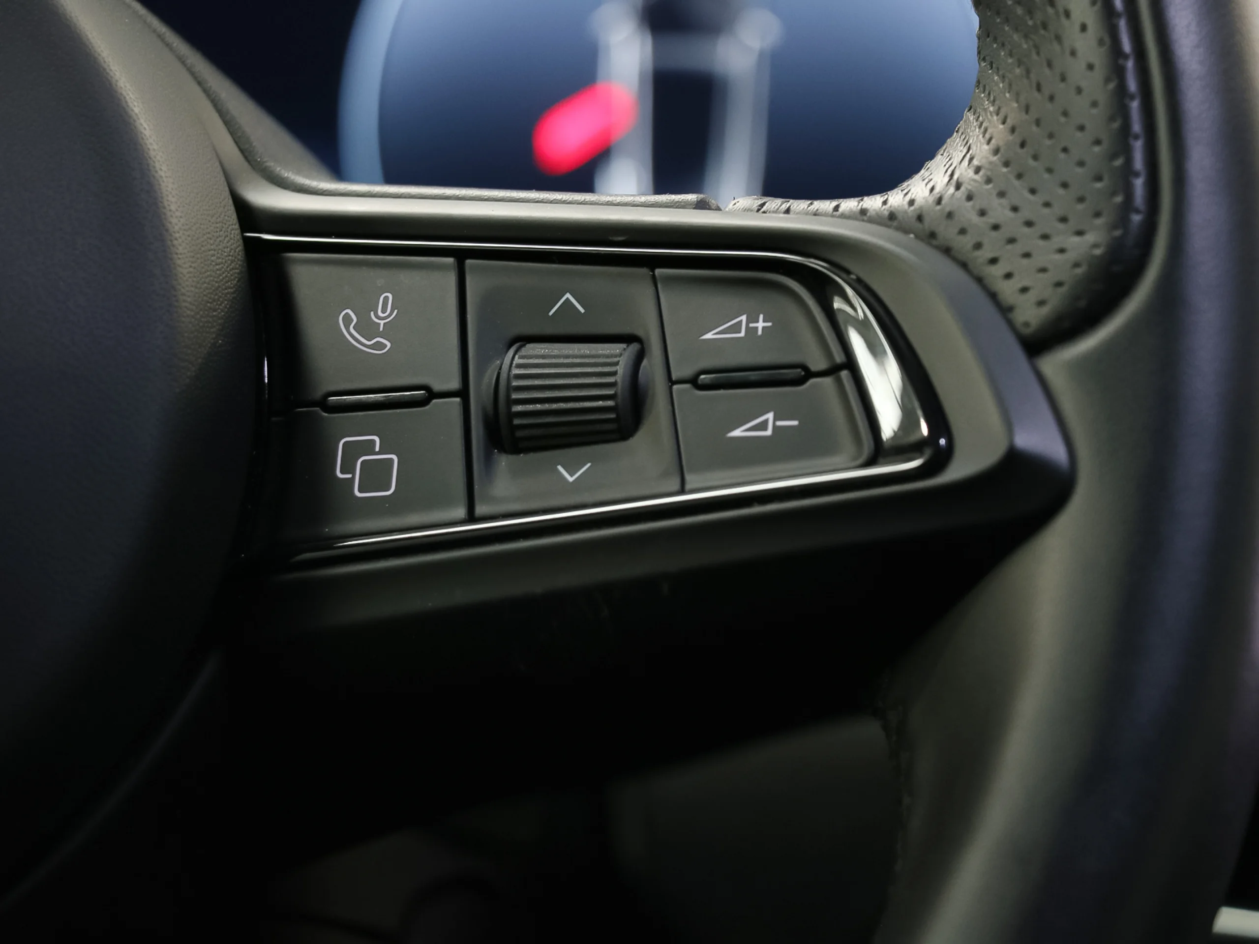 Alfa Romeo Tonale 1.5 MHEV Sprint FWD 96 kW (130 CV) - Foto 25