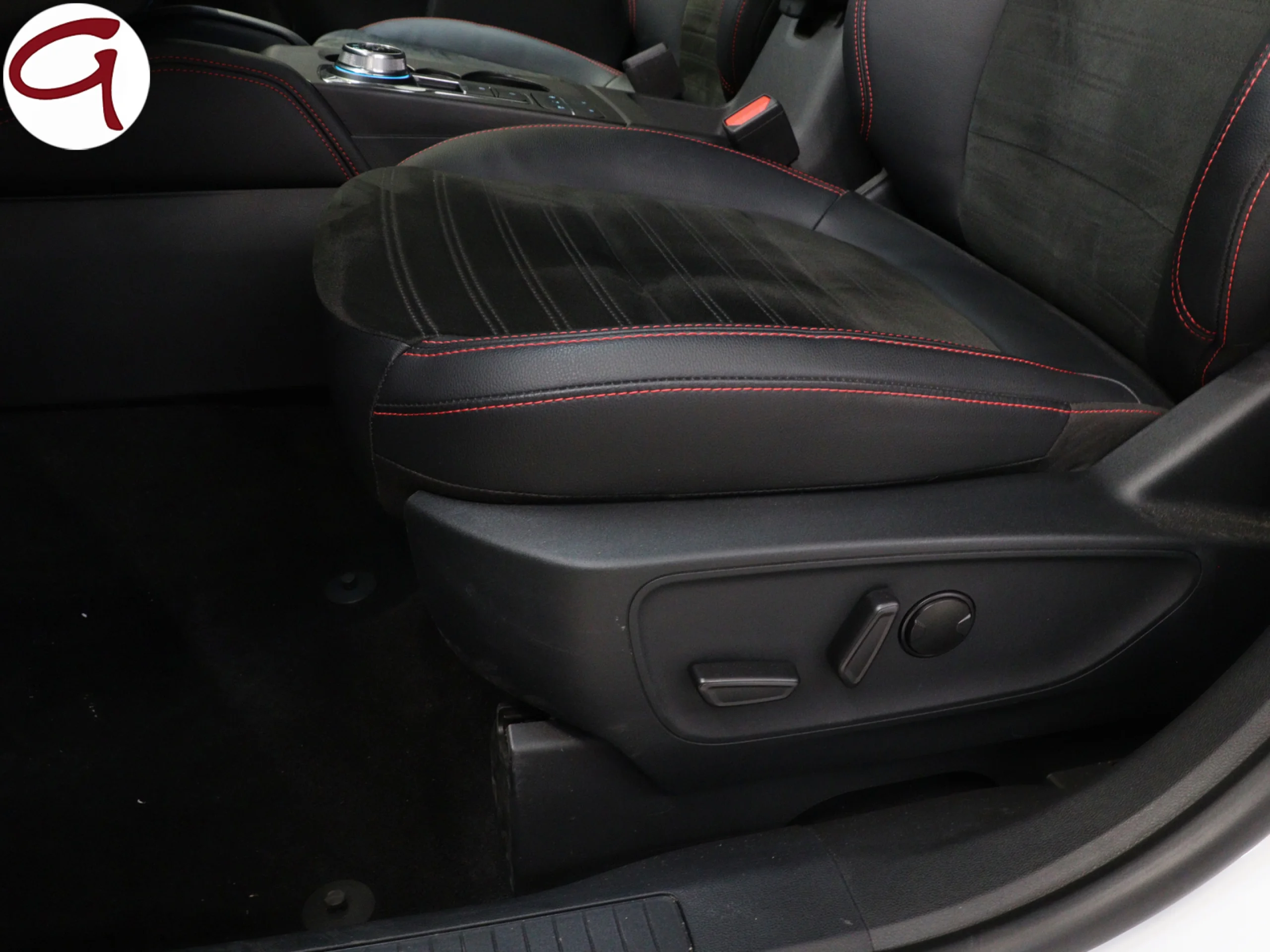 Ford Kuga 2.5 Duratec PHEV ST-Line X Auto 165 kW (225 CV) - Foto 7