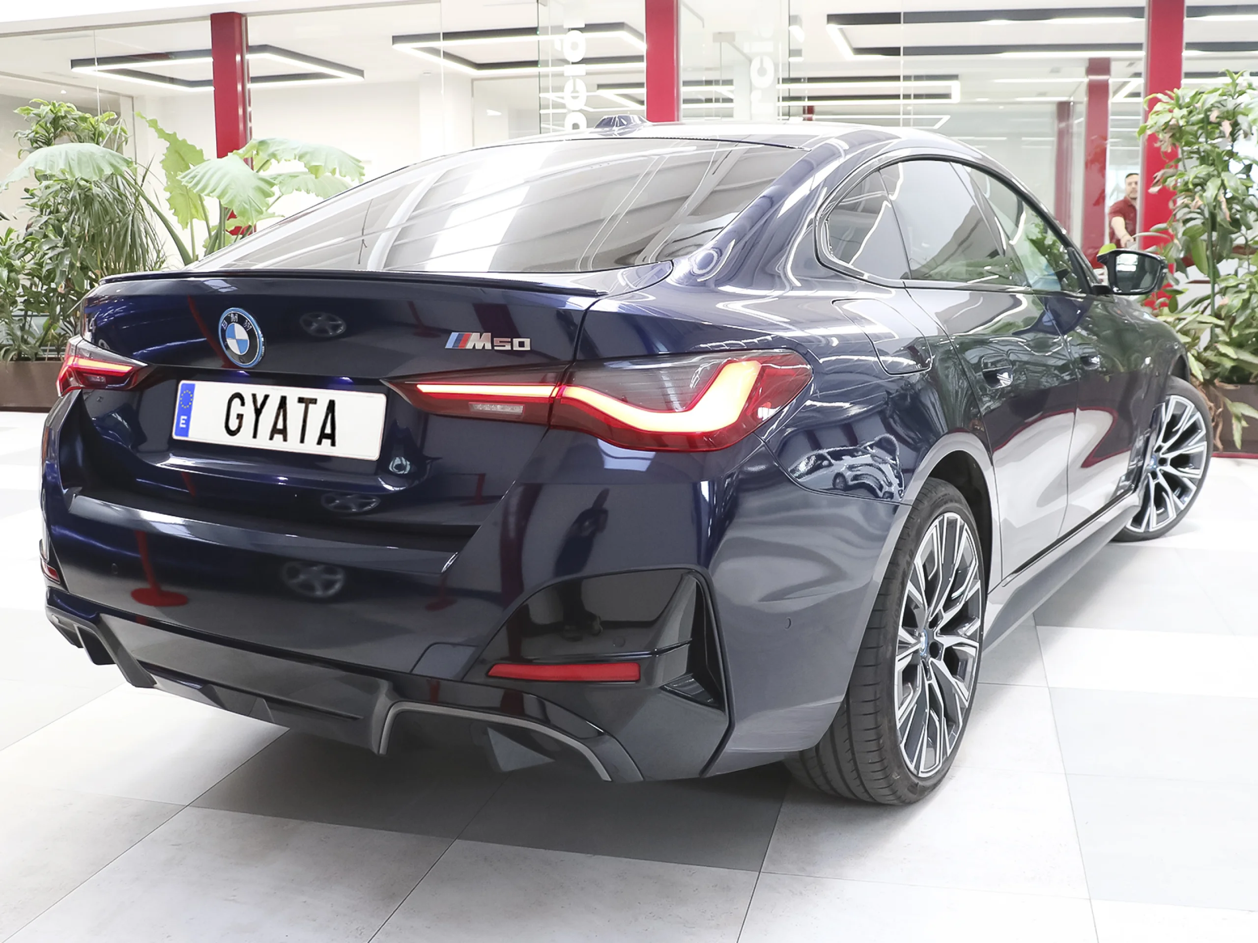 BMW I4 M50 400 kW (544 CV) - Foto 3