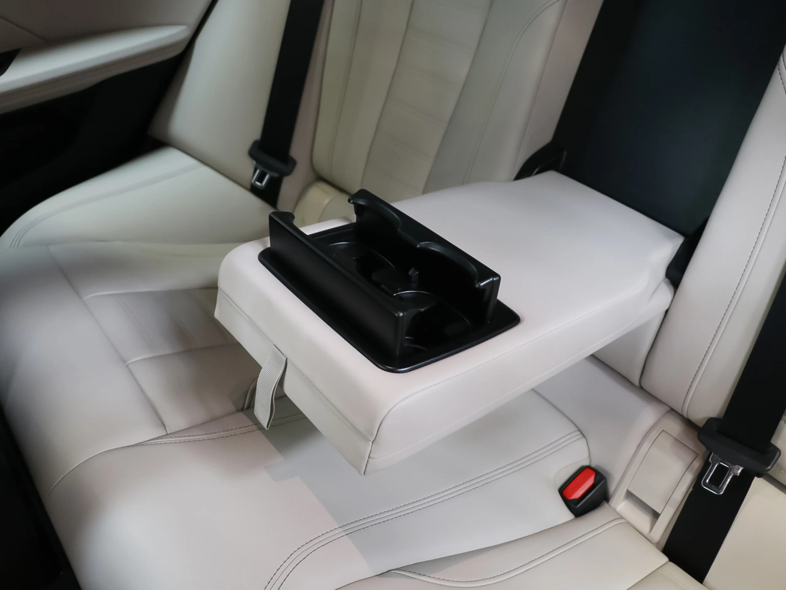 BMW I4 M50 400 kW (544 CV) - Foto 13
