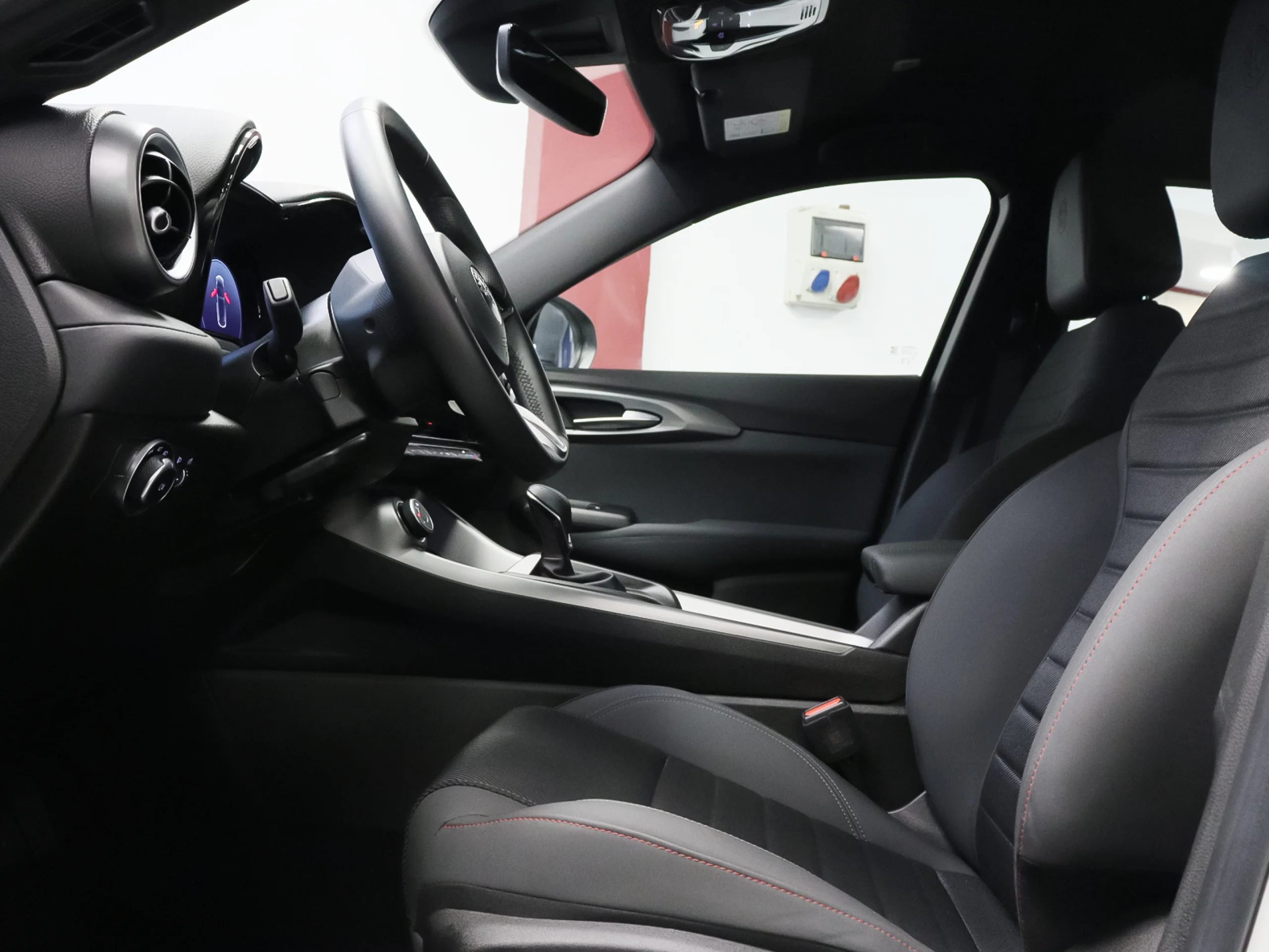 Alfa Romeo Tonale 1.5 MHEV Sprint FWD 96 kW (130 CV) - Foto 4