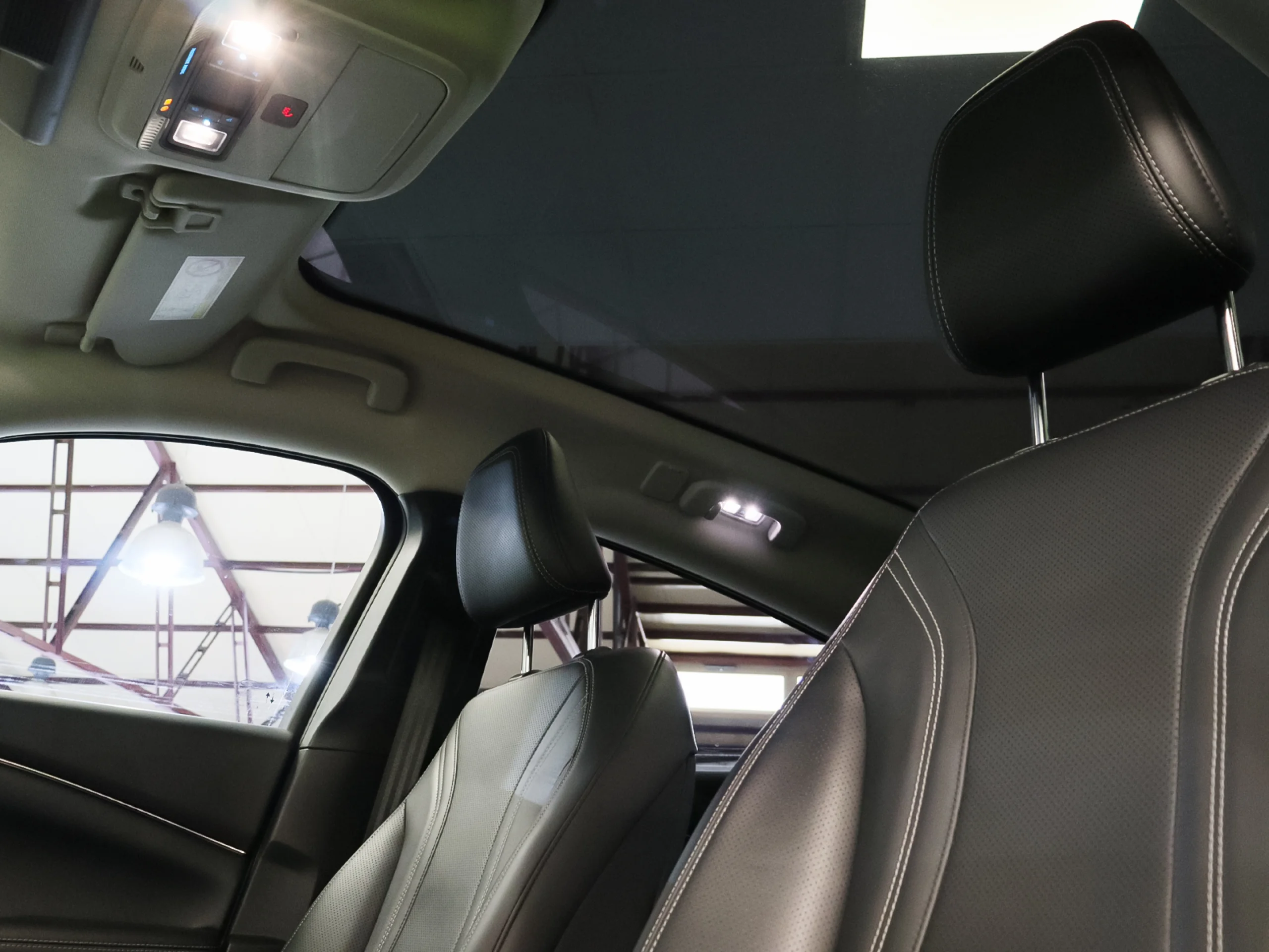 Ford Mustang Mach-E Batería 98.8Kwh 216 kW (294 CV) - Foto 7