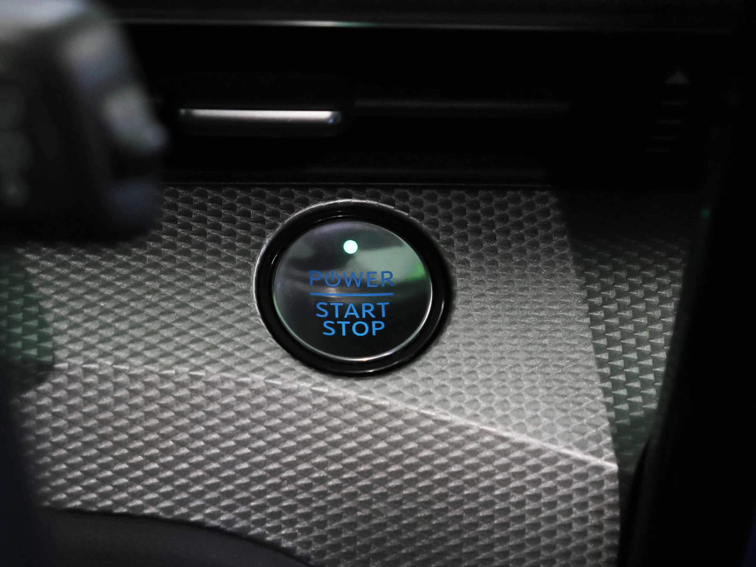 Ford Mustang Mach-E Batería 98.8Kwh 216 kW (294 CV) - Foto 17