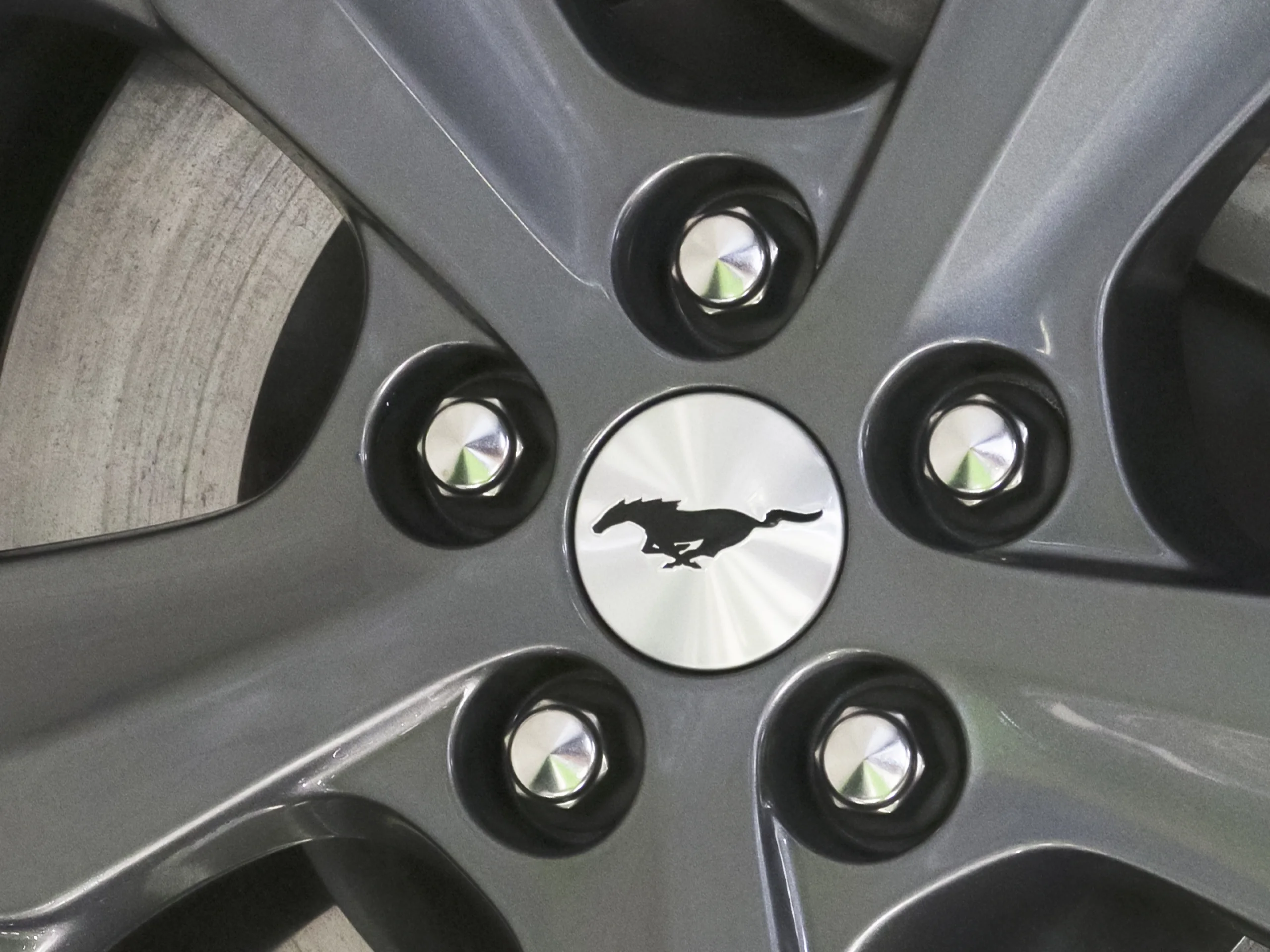 Ford Mustang Mach-E Batería 98.8Kwh 216 kW (294 CV) - Foto 35