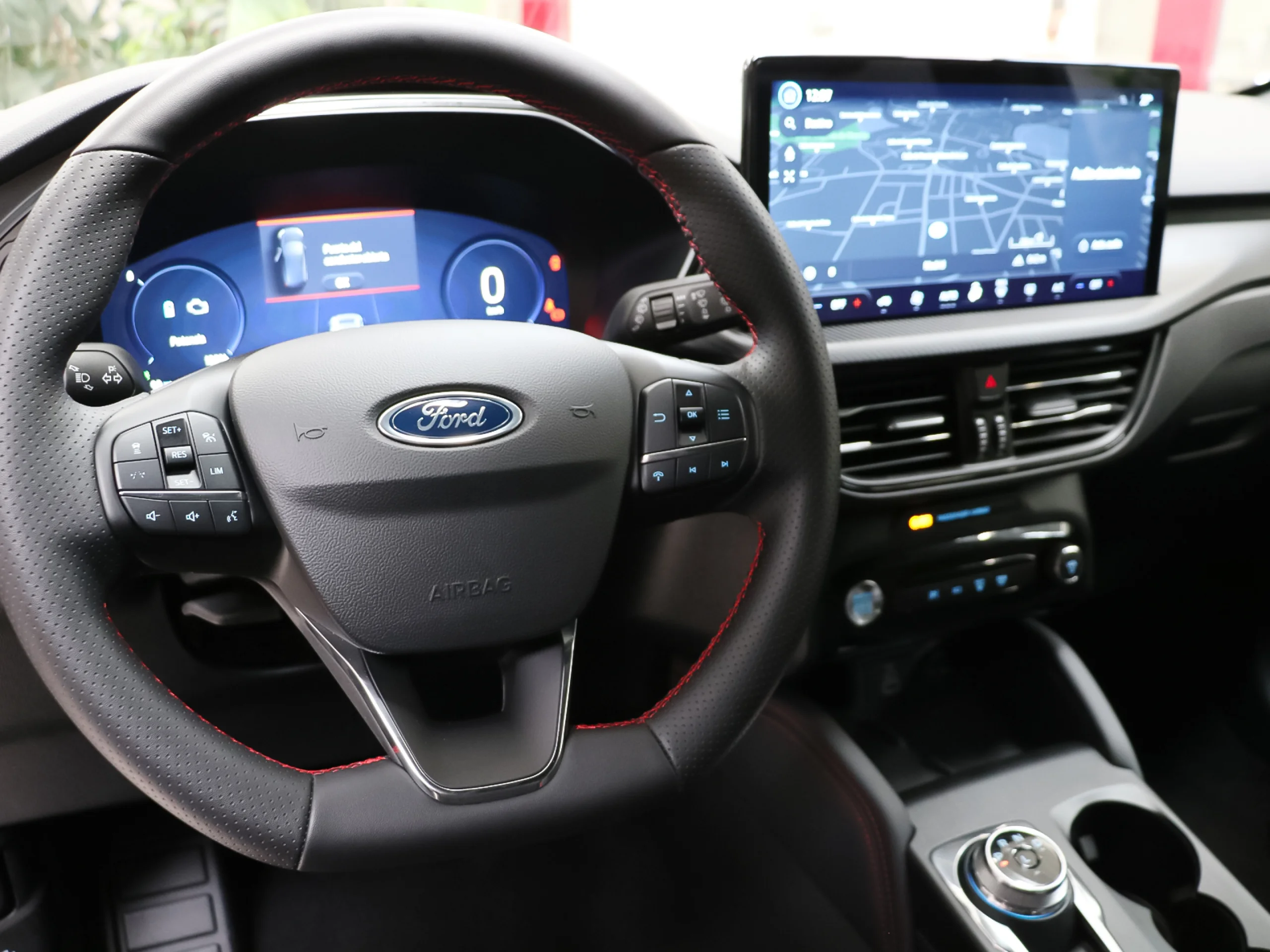 Ford Kuga 2.5 Duratec PHEV ST-Line X Auto 178 kW (243 CV) - Foto 34