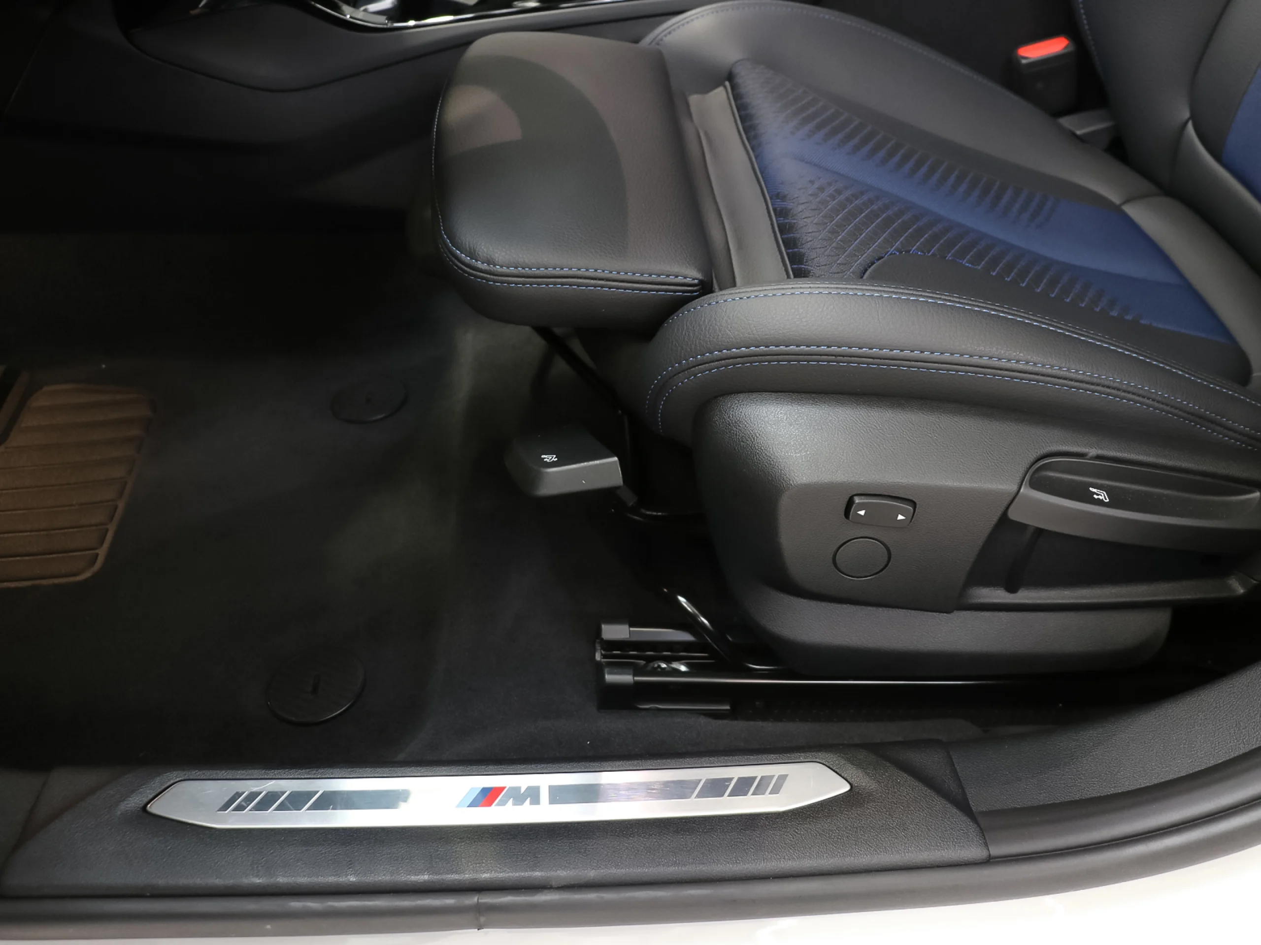 BMW Serie 1 118i 100 kW (136 CV) - Foto 9